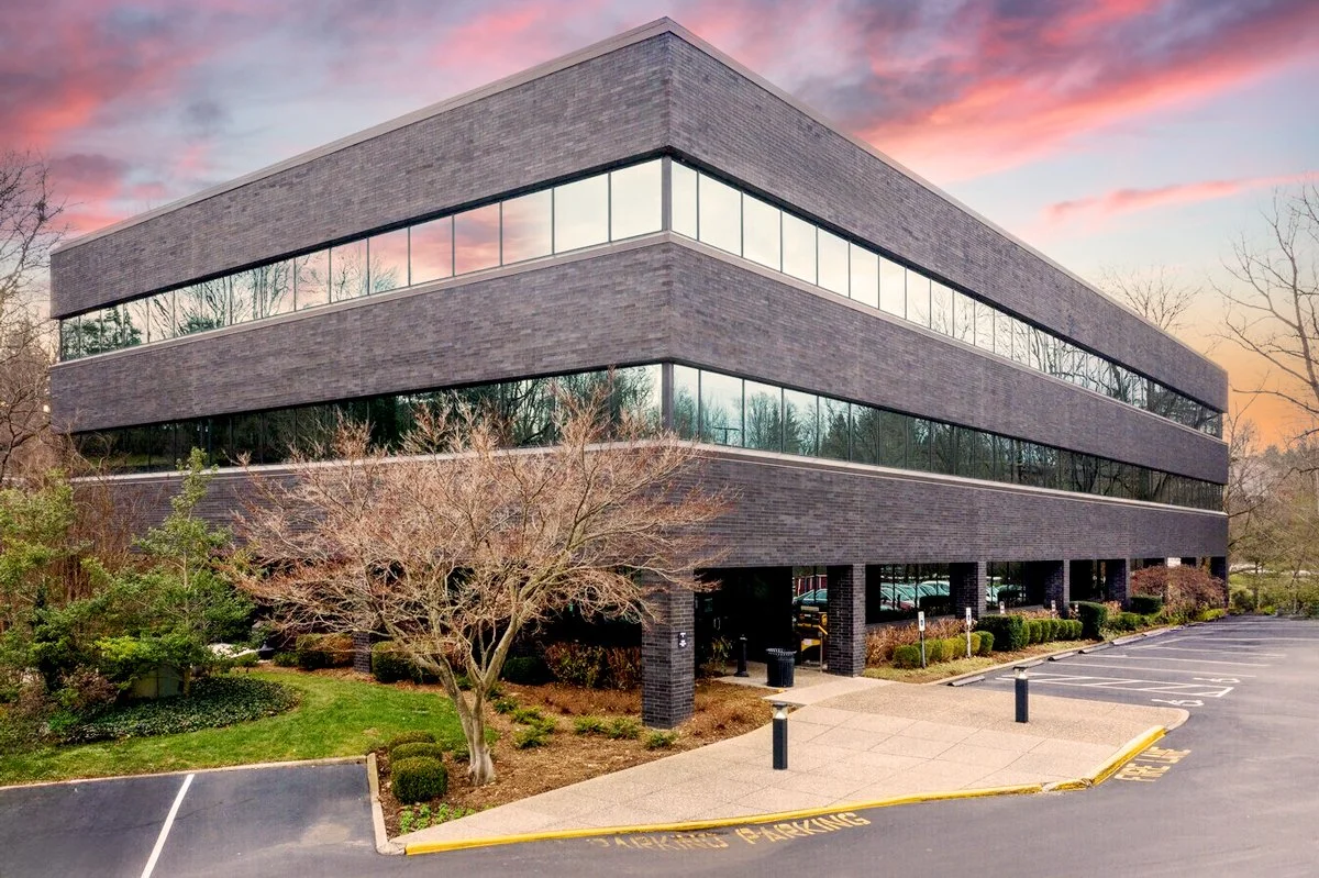 Ricketts Financial Office Building near Indian Hills, KY