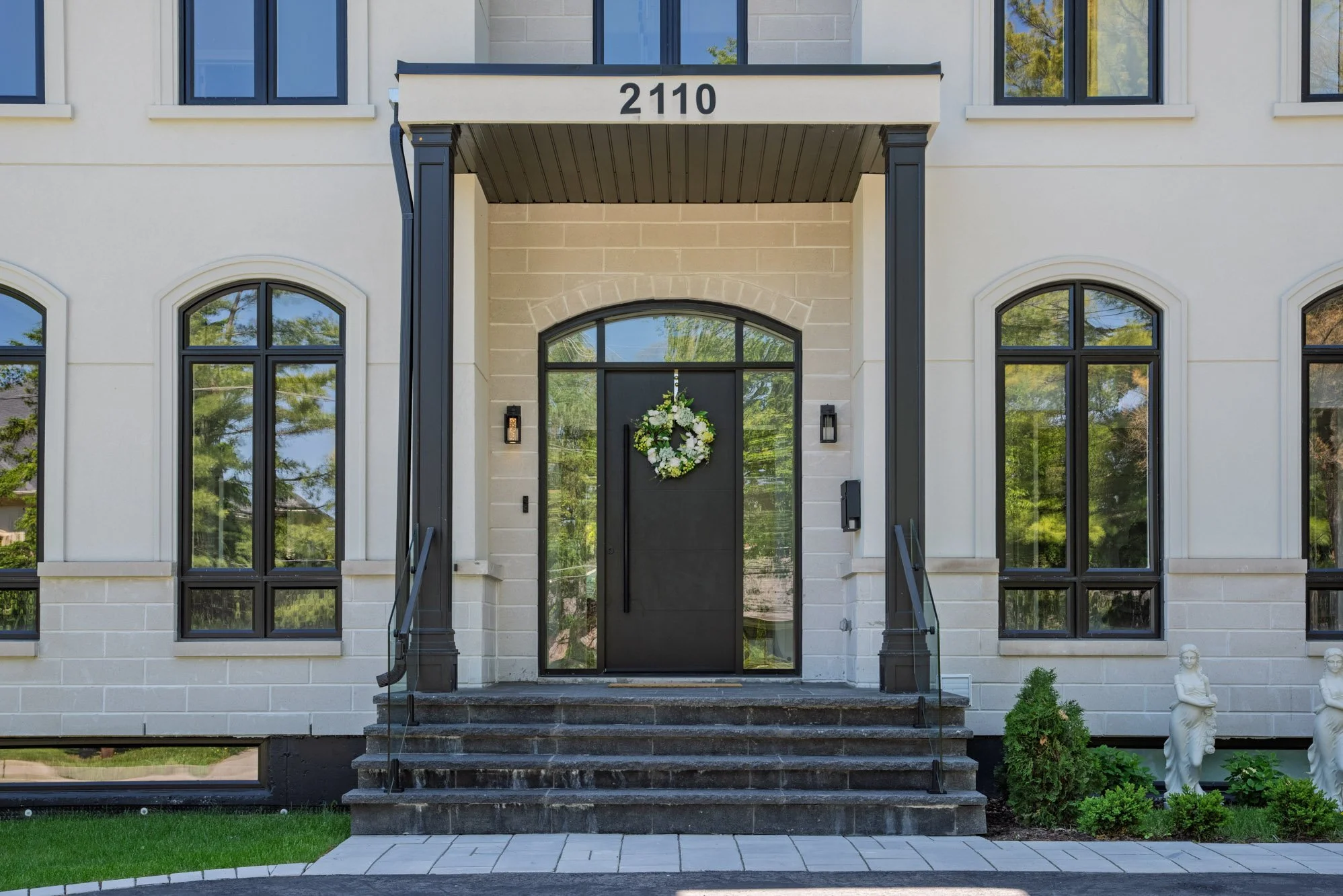 MLS - 2110 Stonehouse Crescent - Mississauga, ON-8.jpg