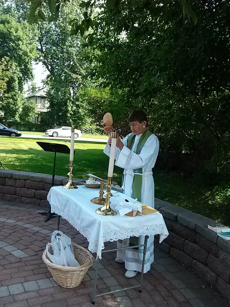 Labyrinth service