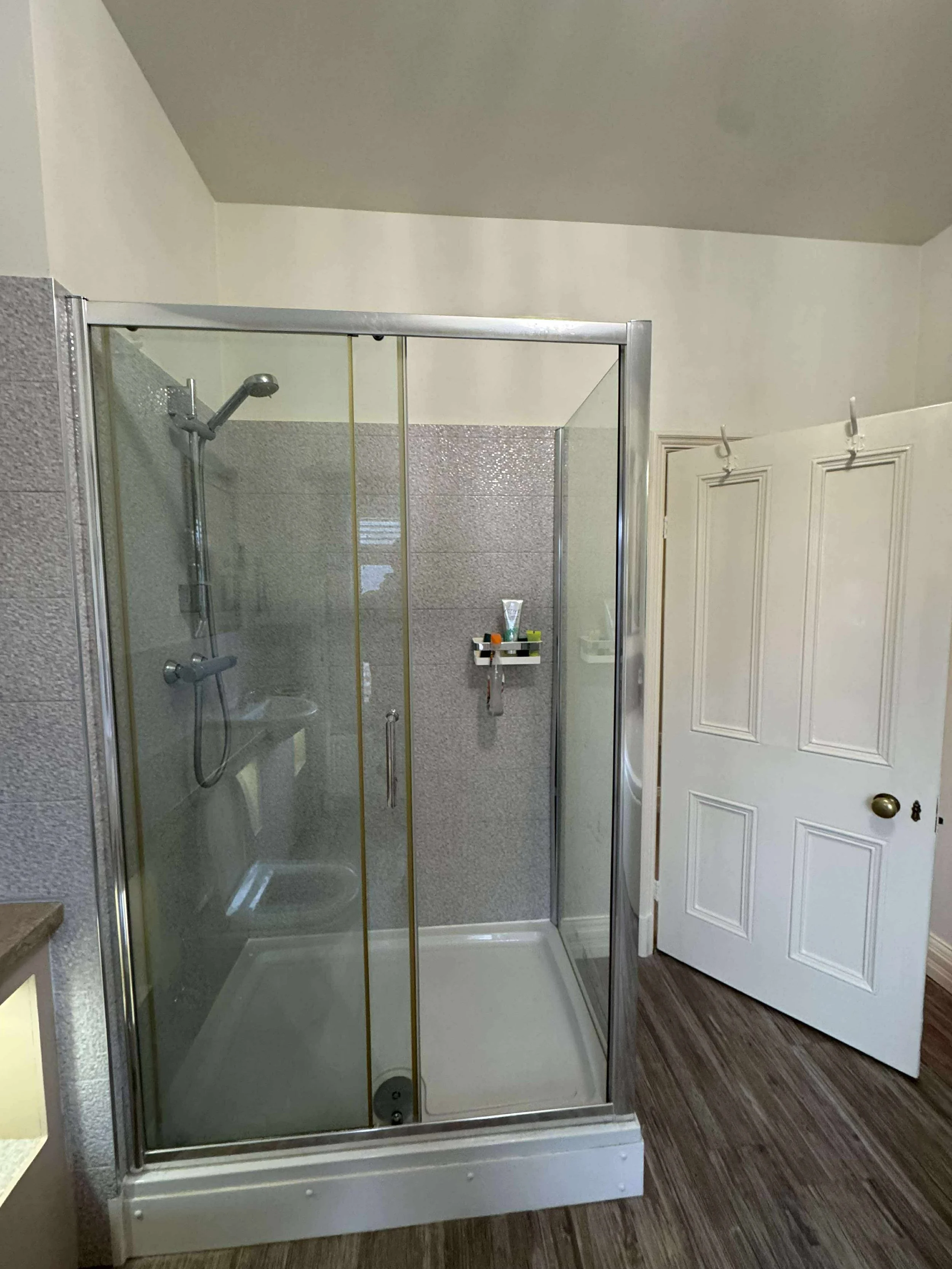 Bathroom - Painters and decorators York