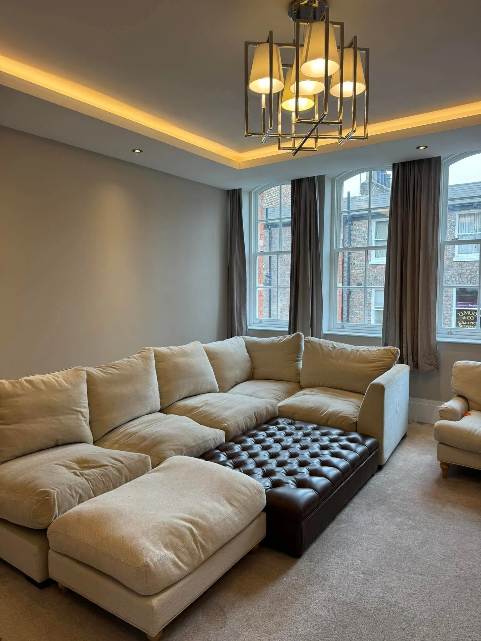 Livingroom painting and decorating York