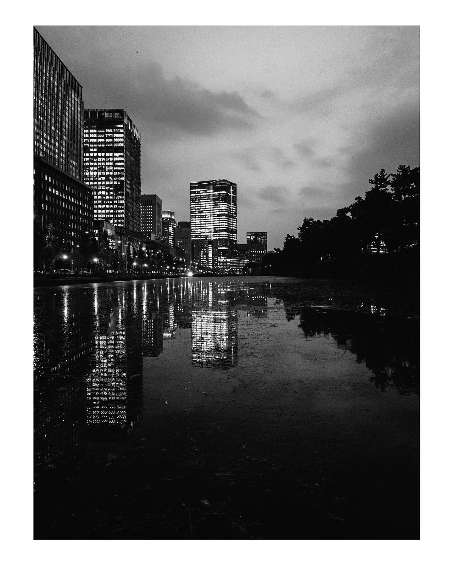 Jap&oacute;n 1/5 

Jap&oacute;n, uno de los lugares m&aacute;s hermosos e interesantes que he visitado. Lo s&eacute;, es un clich&eacute;, pero es uno que se queda corto. Si creciste en M&eacute;xico o en cualquier parte de LATAM desde los 90s, la cu