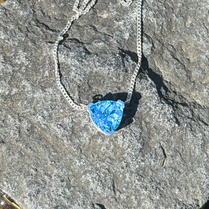 Anniversary Gemstone Guide: Ideas for Wearable Jewelry Gifts That Celebrate Each Year Together