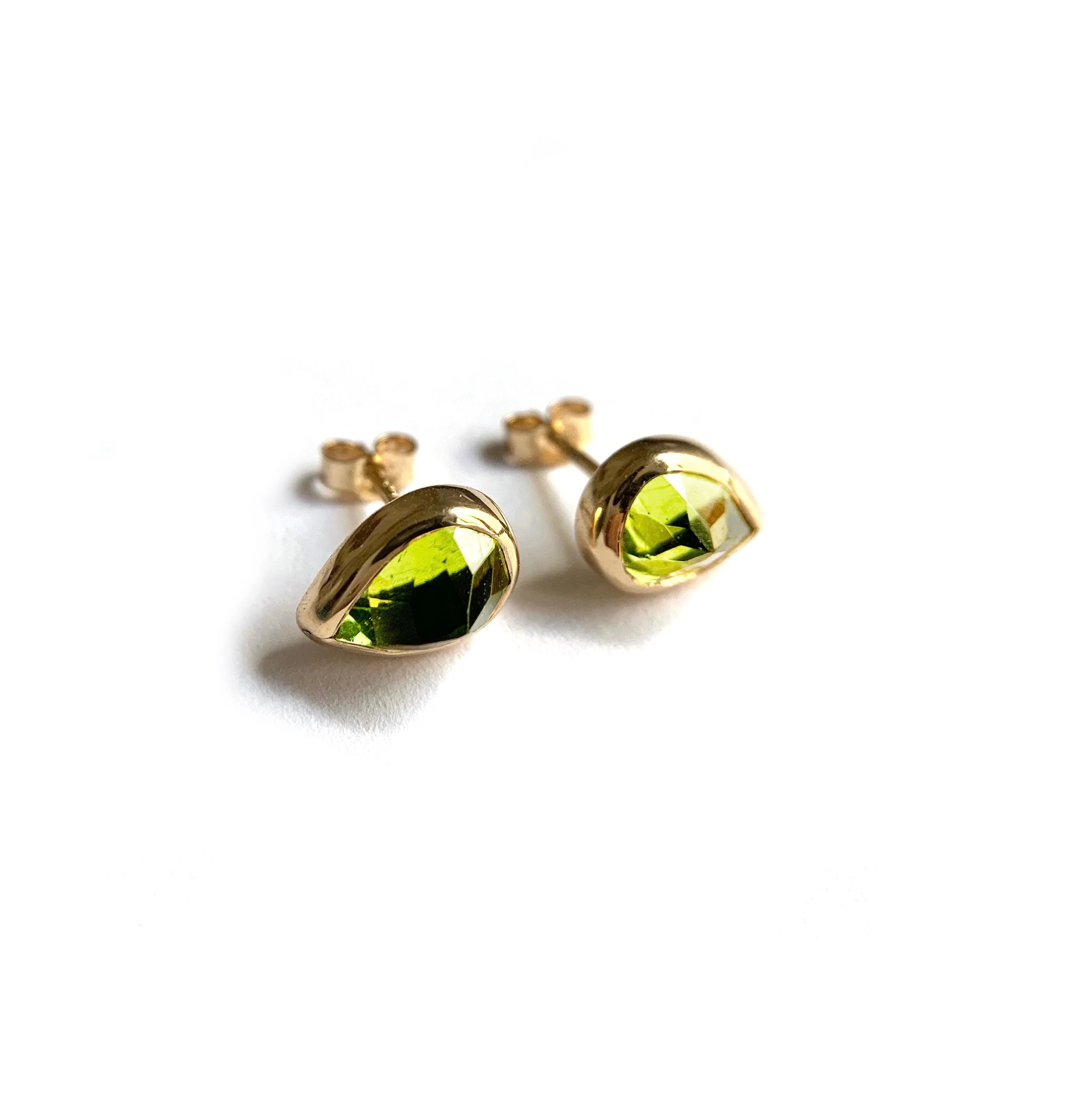 August’s Birthstone: Peridot