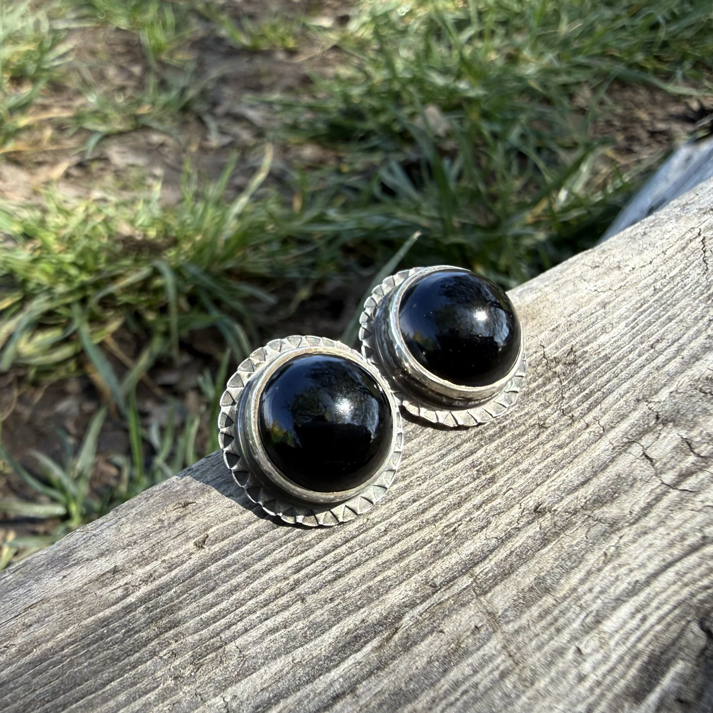 Resolute Earrings 5.jpeg