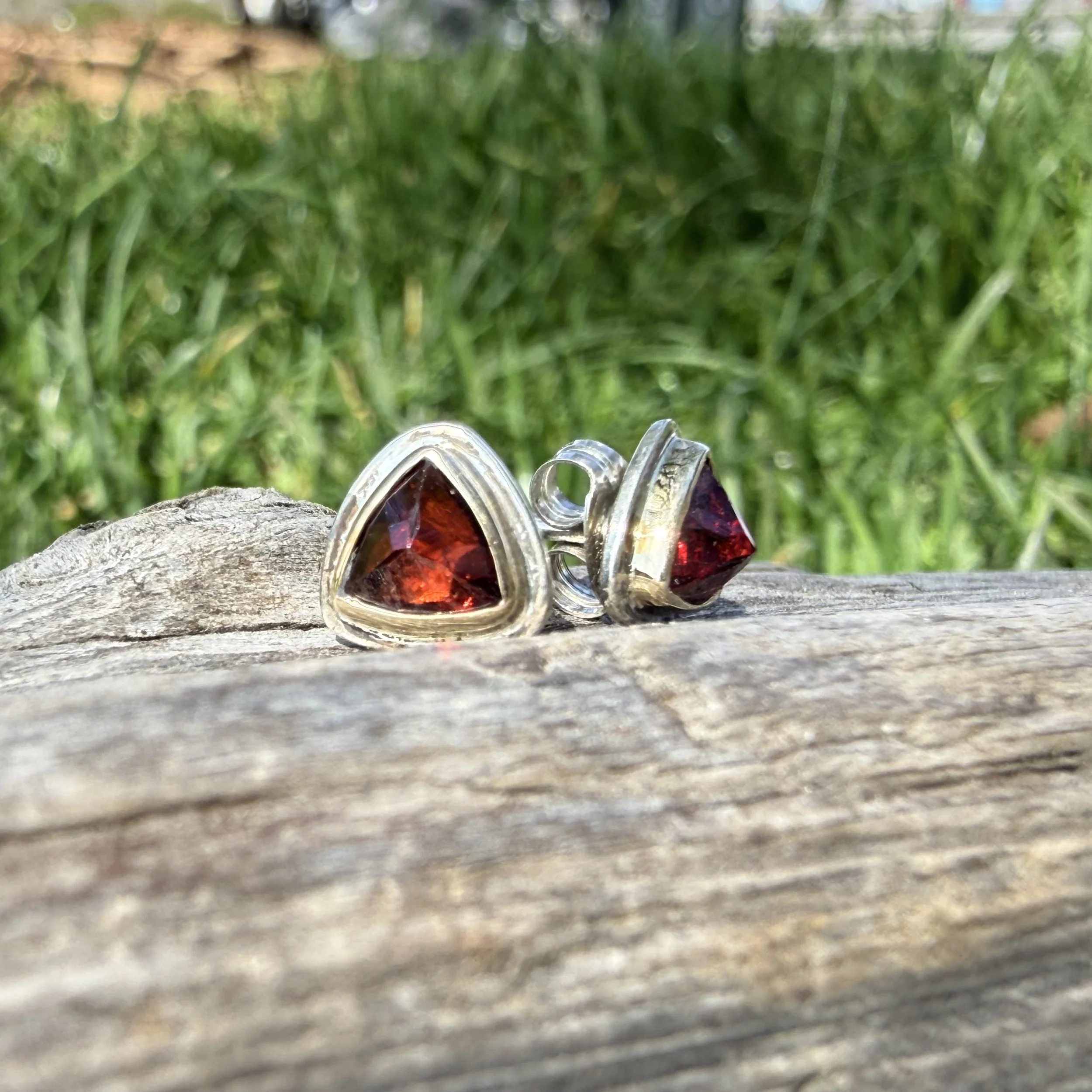 ardor earrings 3.jpeg