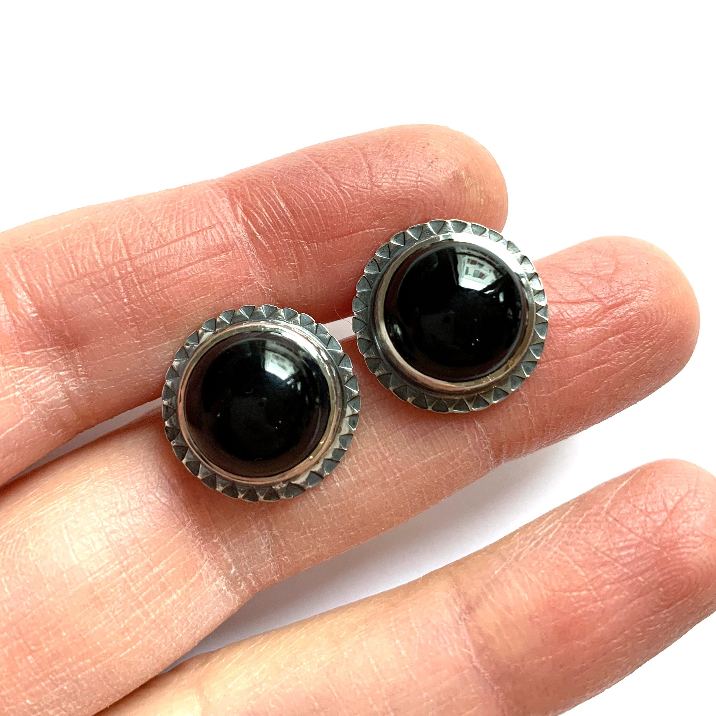 Resolute Earrings 4.jpeg