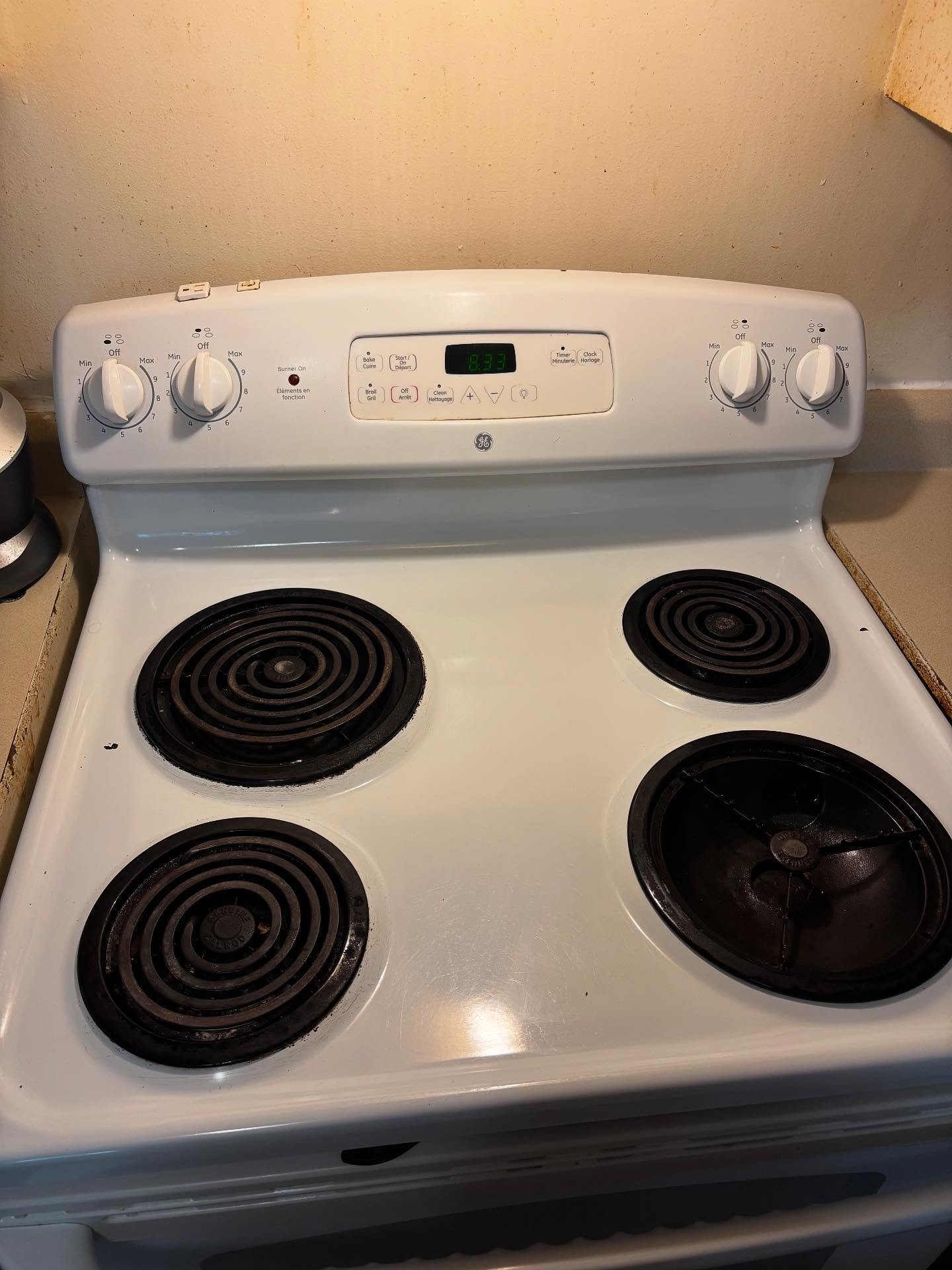 ⬅️⬅️⬅️ Swipe for before. 
Want to see your stovetop transform like this one? Contact me today! 
#cleaning #cleaner #halifaxns #halifaxcleaning #halifaxcleaner #smallbusiness #halifaxsmallbusiness #nssmallbusiness #novascotia #cleaningbusiness #cleani