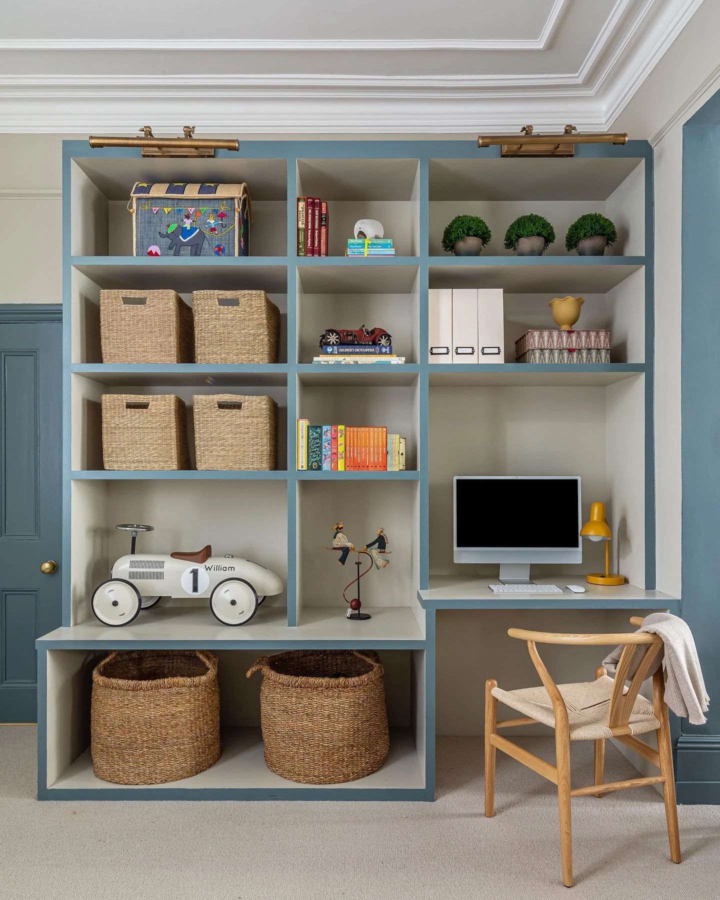 Organised playroom for a lucky little chap 💙
📸 @jonathanbondphotography 
&bull;
&bull;
&bull;
#playroom #playroomdesign #homeoffice #homestudy #playroominteriordesign #littlegreene #portlandstonelittlegreene #farrowandball #denimesfarrowandball #ch