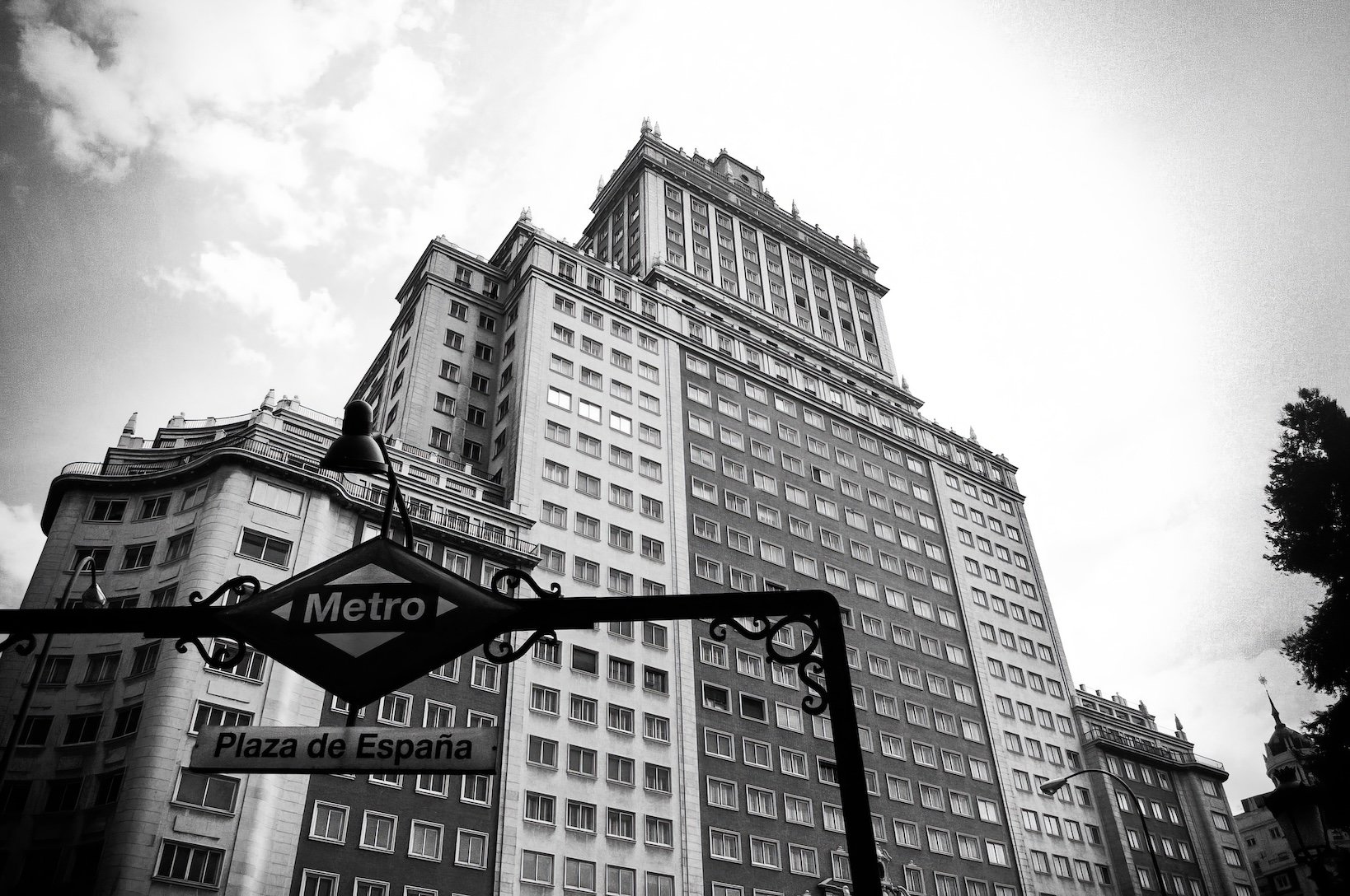 Urban and architecture photography by Gustavo Alcalá