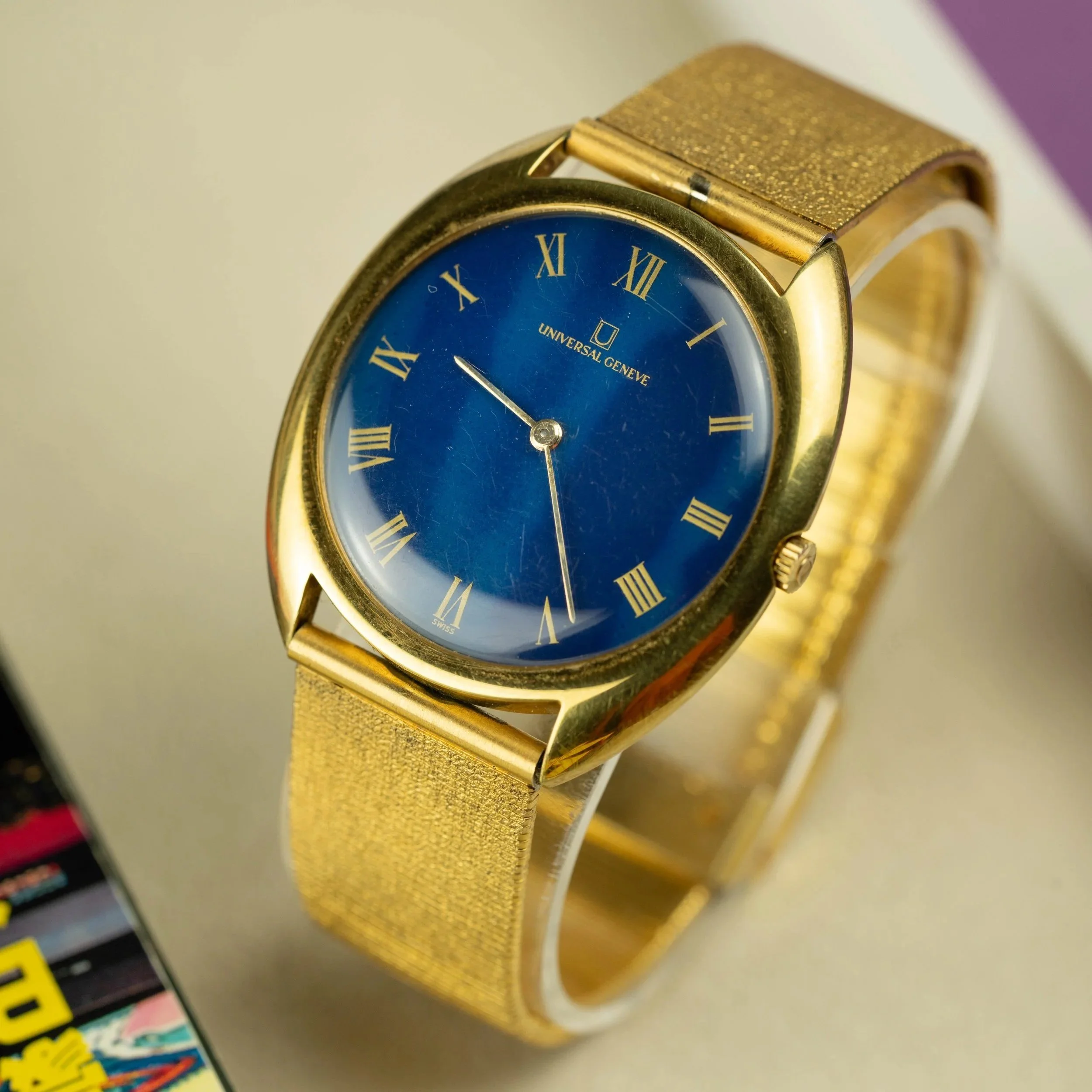 Blue Dial Universal Geneve Manual Wind 18k Gold Plated Men's Watch