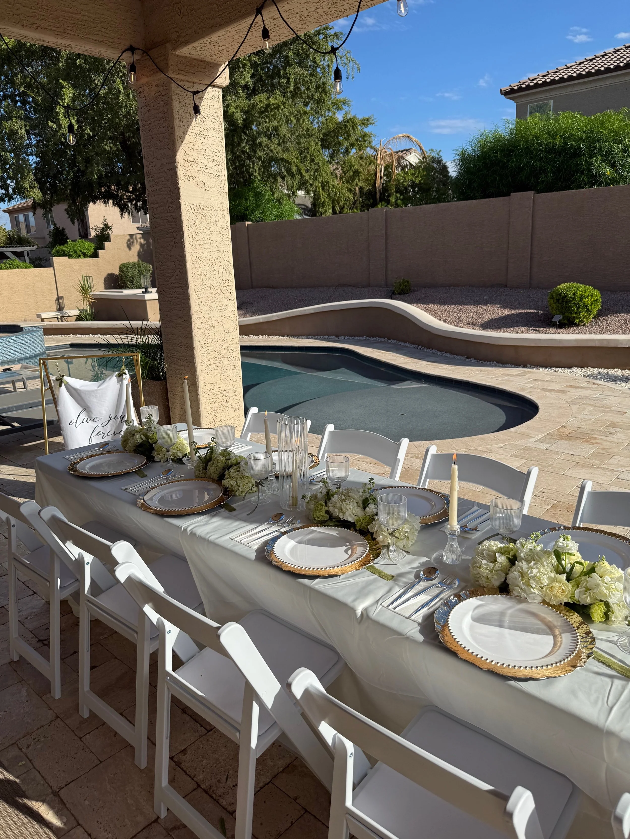 Custom tablescape and signage