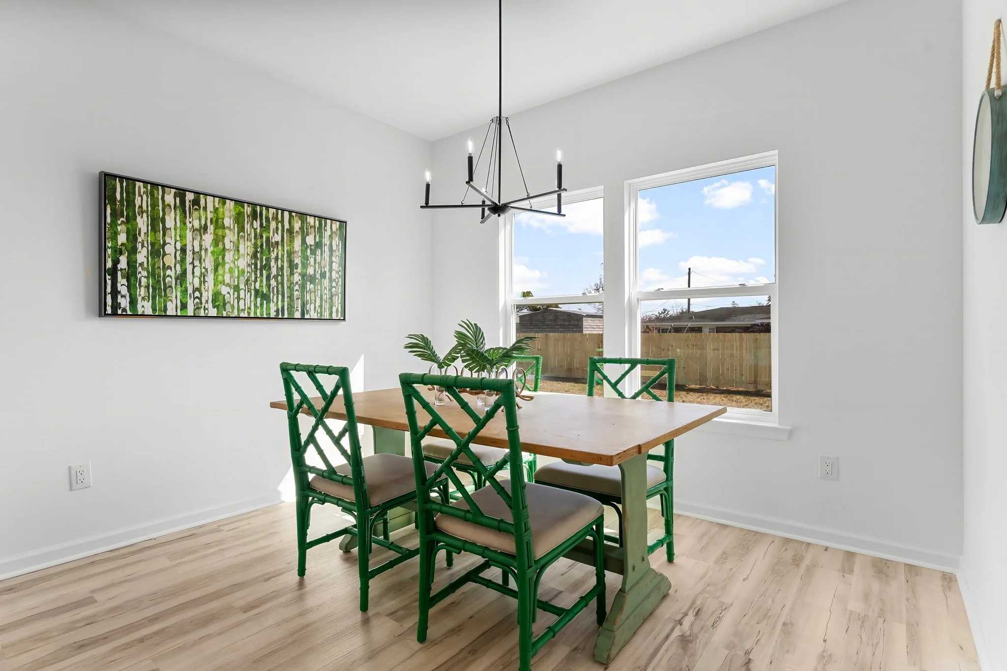 22-web-or-mls-6108 Lake Dr-27.jpg