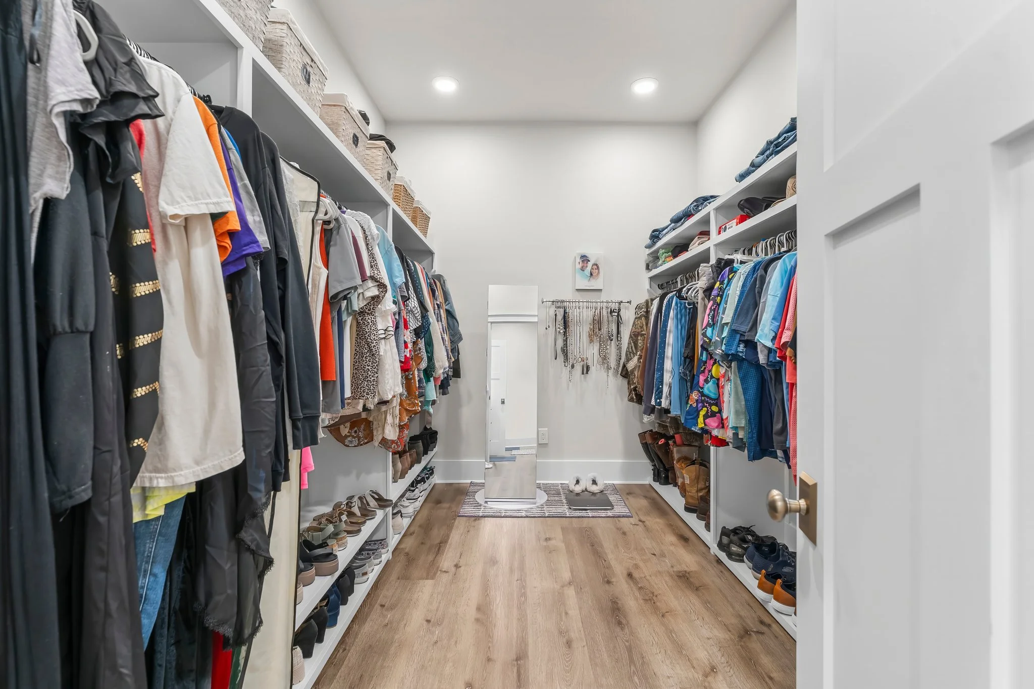 31-web-or-mls-8757 S Holland Rd-42.jpg