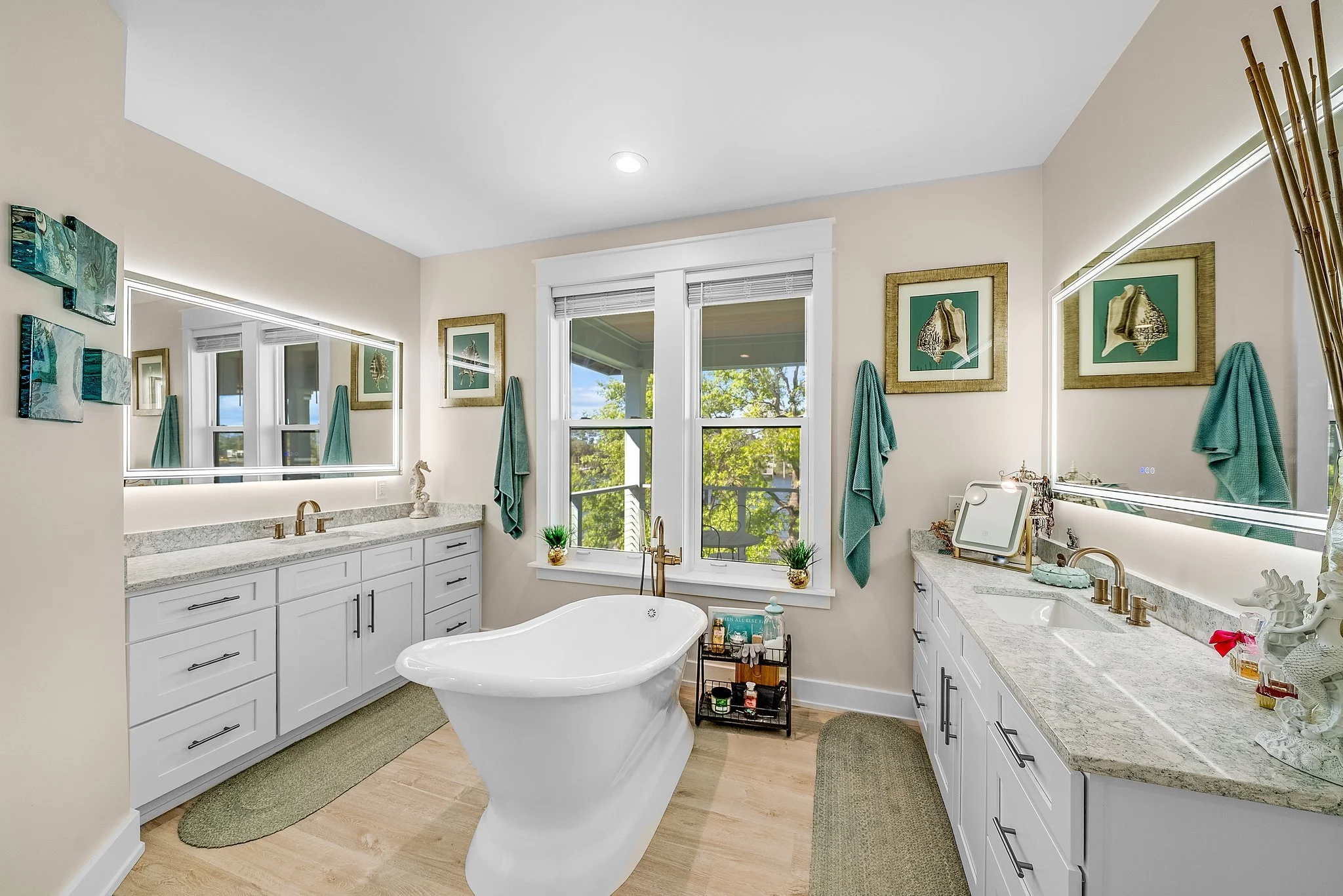 29-web-or-mls-7206 S Lagoon Dr-39.jpg