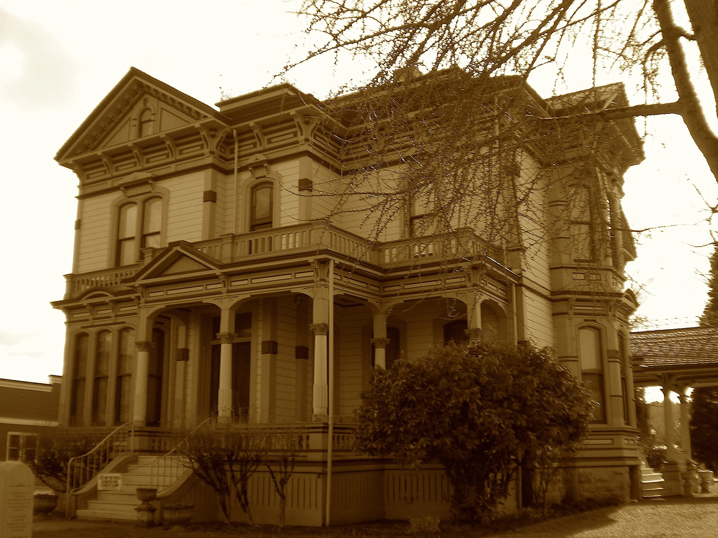 A hop king first, then town’s first name,
Ezra chased Oregon Trail fame.
With ox and Jim he crossed once more,
To mark where pioneers had tore.
His house still tells the settler tale,
Where dreams were yoked to wagon trail.