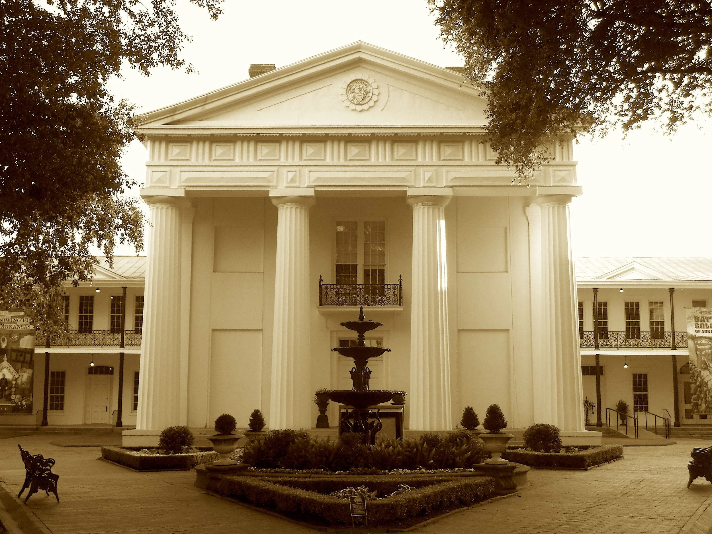 Greek columns frame a chamber bold
Where Bowie knives once made men cold.
A martyr boy, a Speaker’s blade—
In blood and law, the state was made.
From halls of strife to museum calm,
It holds both scars and Southern charm.