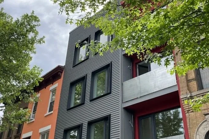 Facade+Vertical+01.jpg