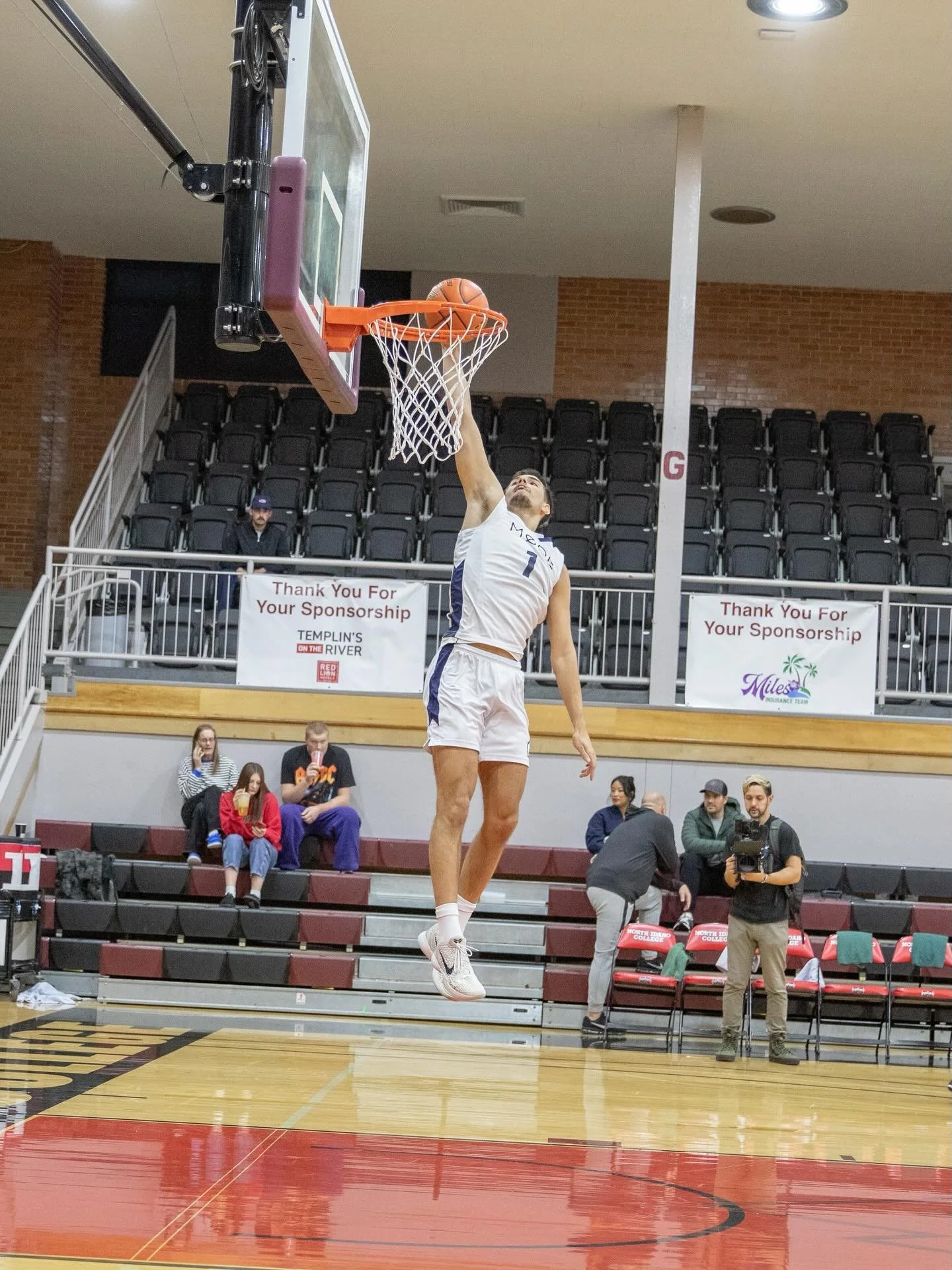A few pics from our 82-57 victory over Futures Prep from Seattle, WA Nov. 13th, 2025.