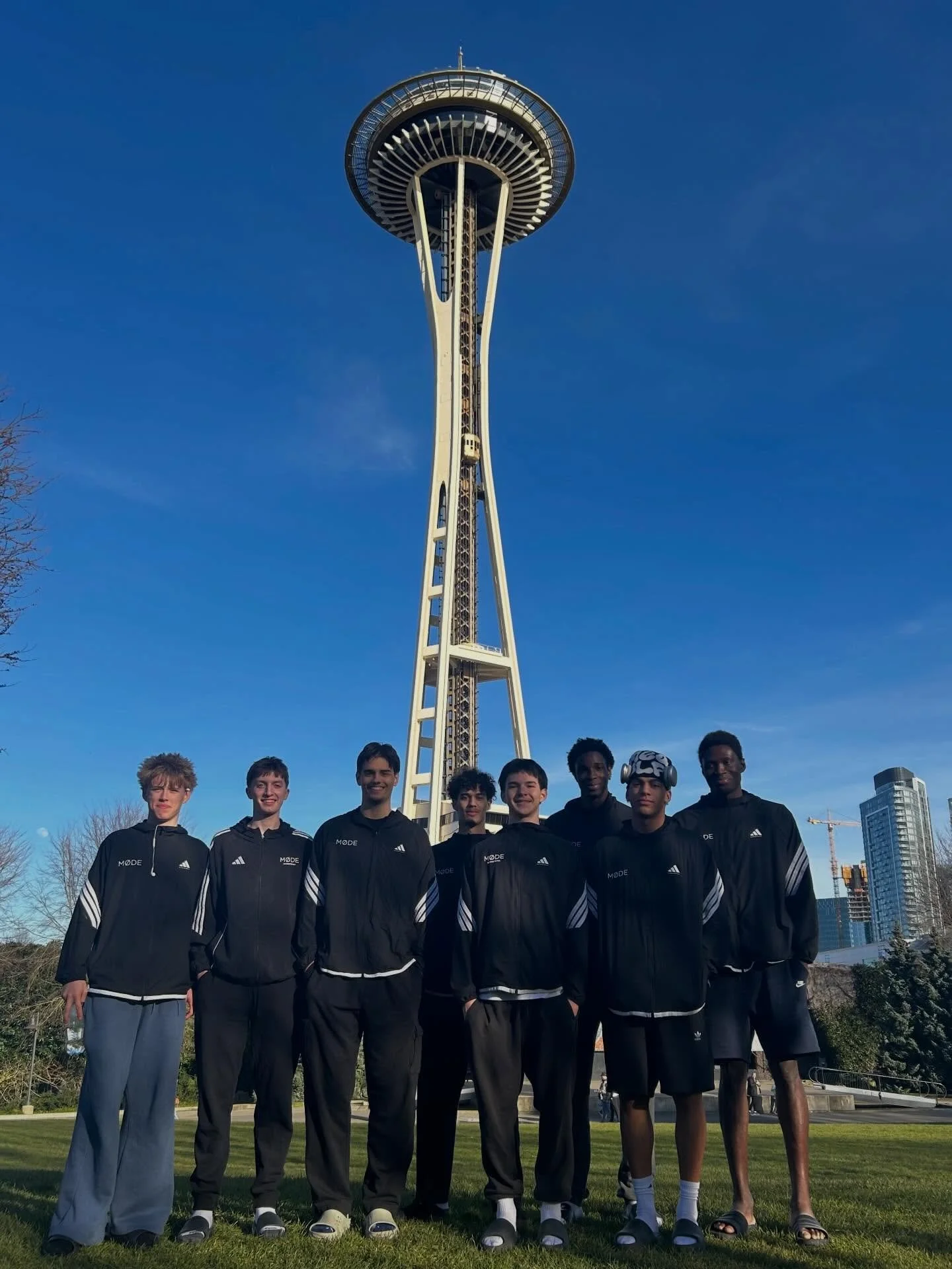 Great weekend in Seattle.  Had the opportunity to play Watt&rsquo;s Academy and Elite Preps Post Grad Team, notching victories in both.  We recognized our two graduating seniors Sunday night Rayan Elghaly and Beau Hansen.  I also played tour guide sh