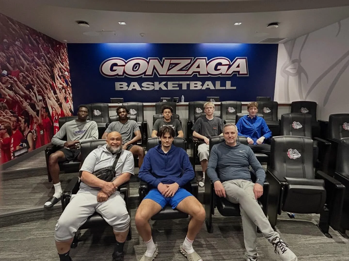 Thank you @zagmbb for giving us a tour of your sports facilities today! 

#gozags