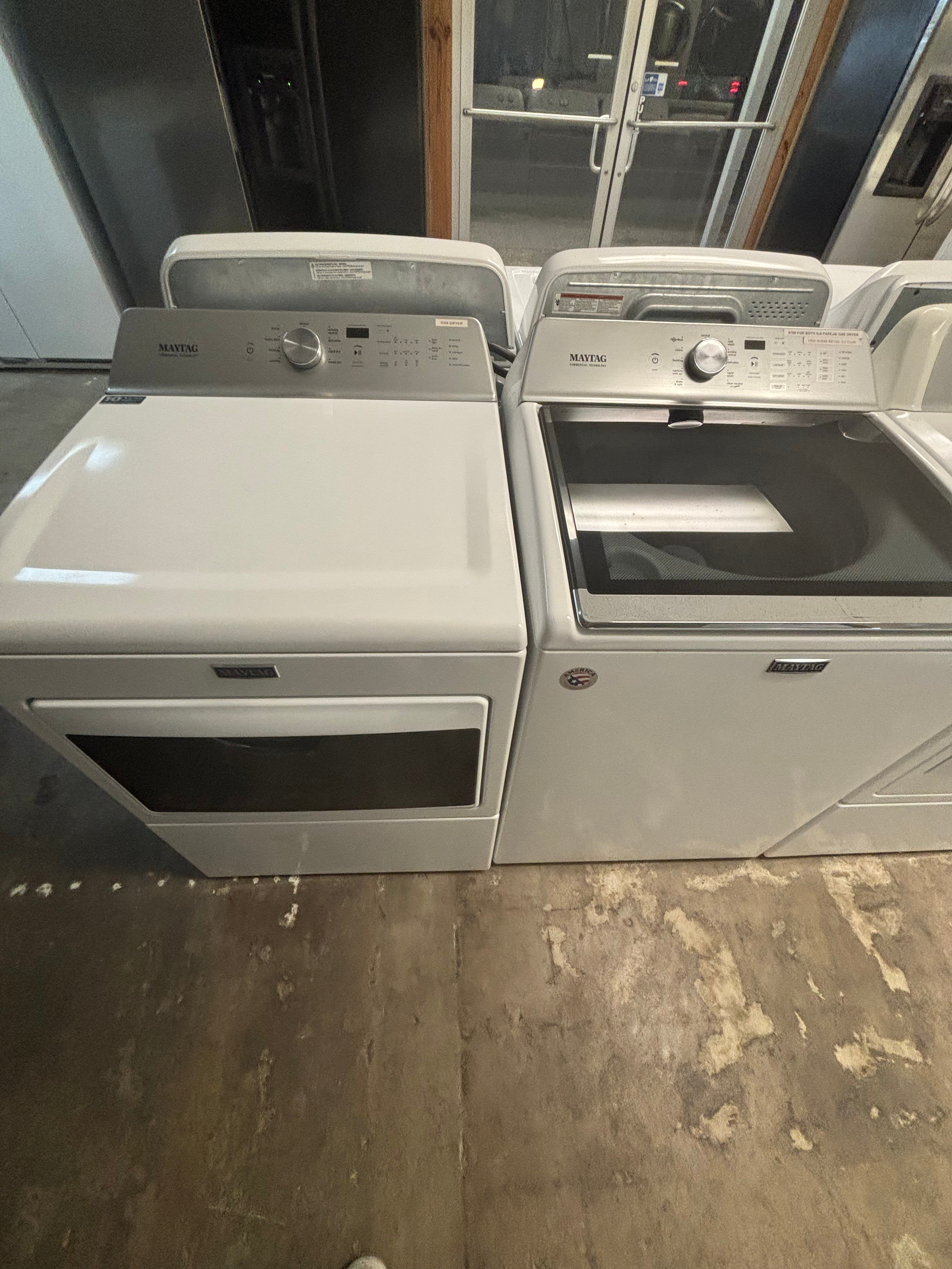 Untitled design - 2025-11-16T175621.606.png