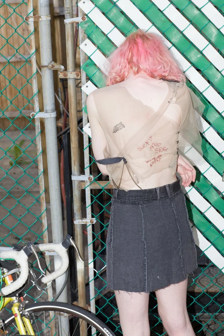 EmilyElkins_Grave_08.jpg