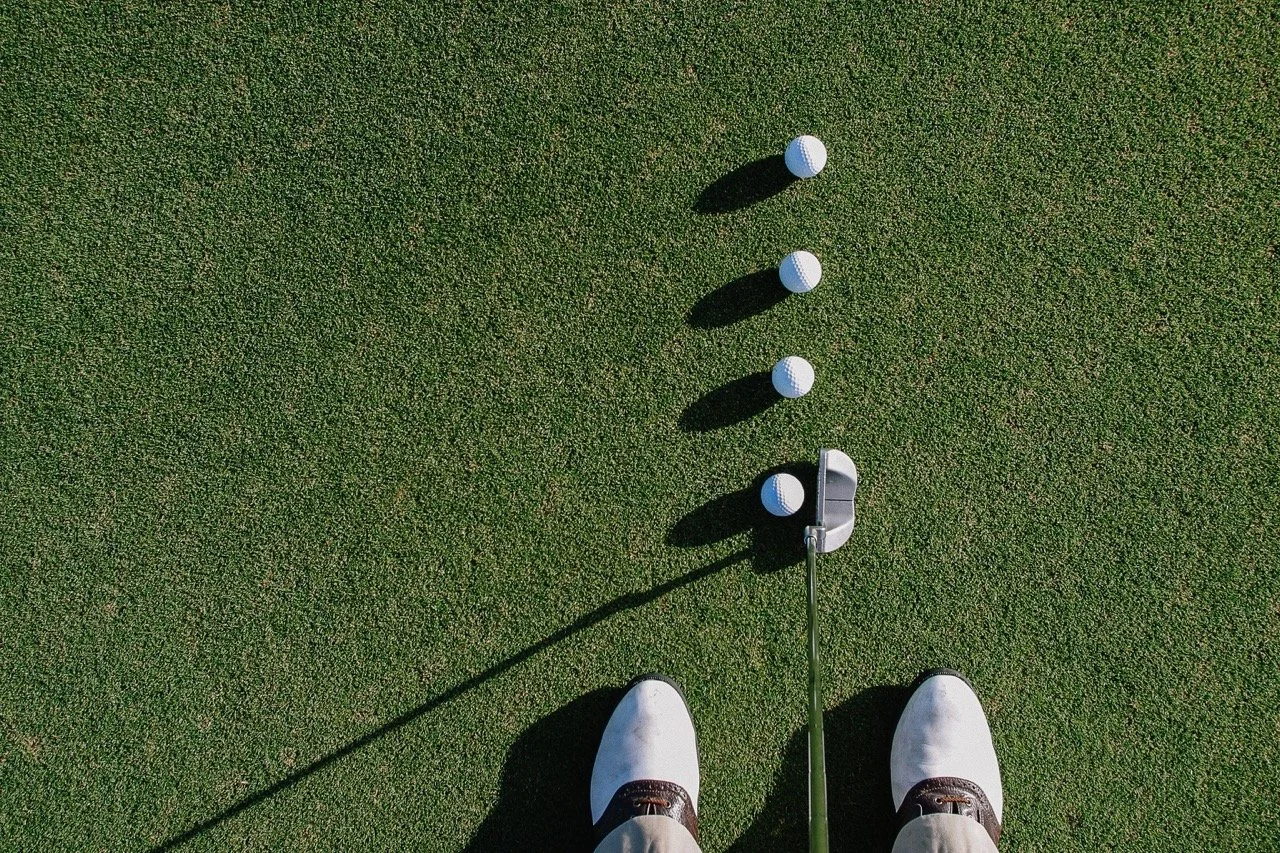 Stocksy_comp_811856 Large.jpeg