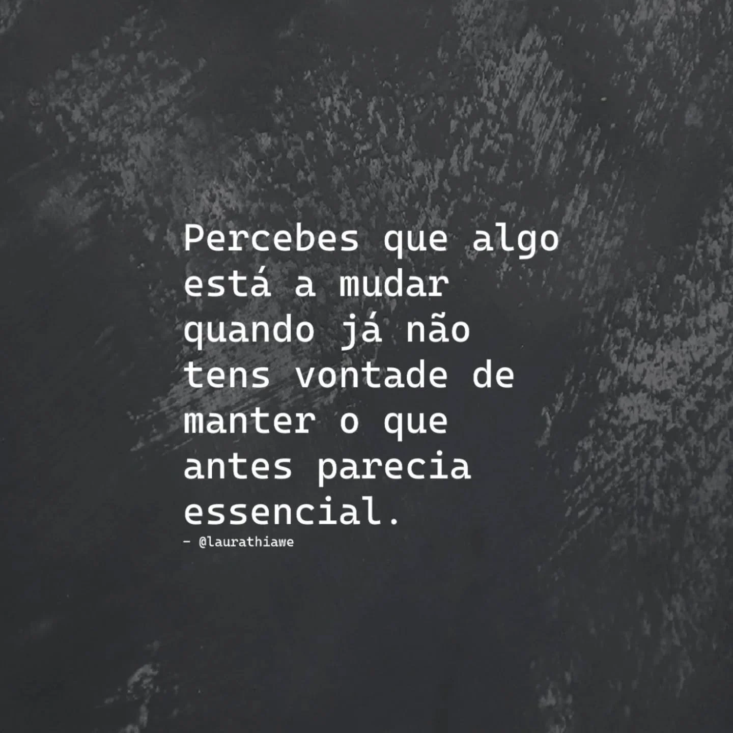 E num piscar de olhos... 💥

Tens vontade de mudar de trabalho, a rela&ccedil;&atilde;o j&aacute; n&atilde;o parece ter sentido, outro pa&iacute;s chama por ti, a vida que criaste j&aacute; n&atilde;o te nutre. 

&Eacute; pouco prov&aacute;vel que n&