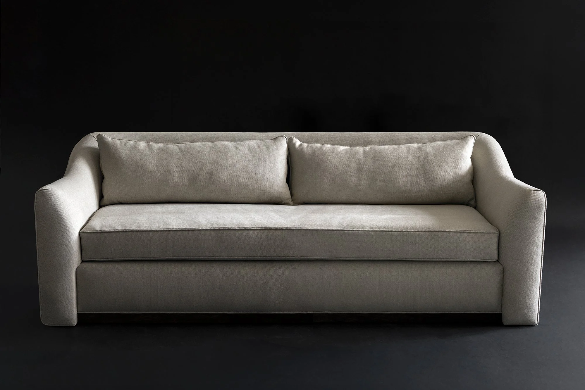 hart-sofa-custom-upholstered-guild-lmi.jpg