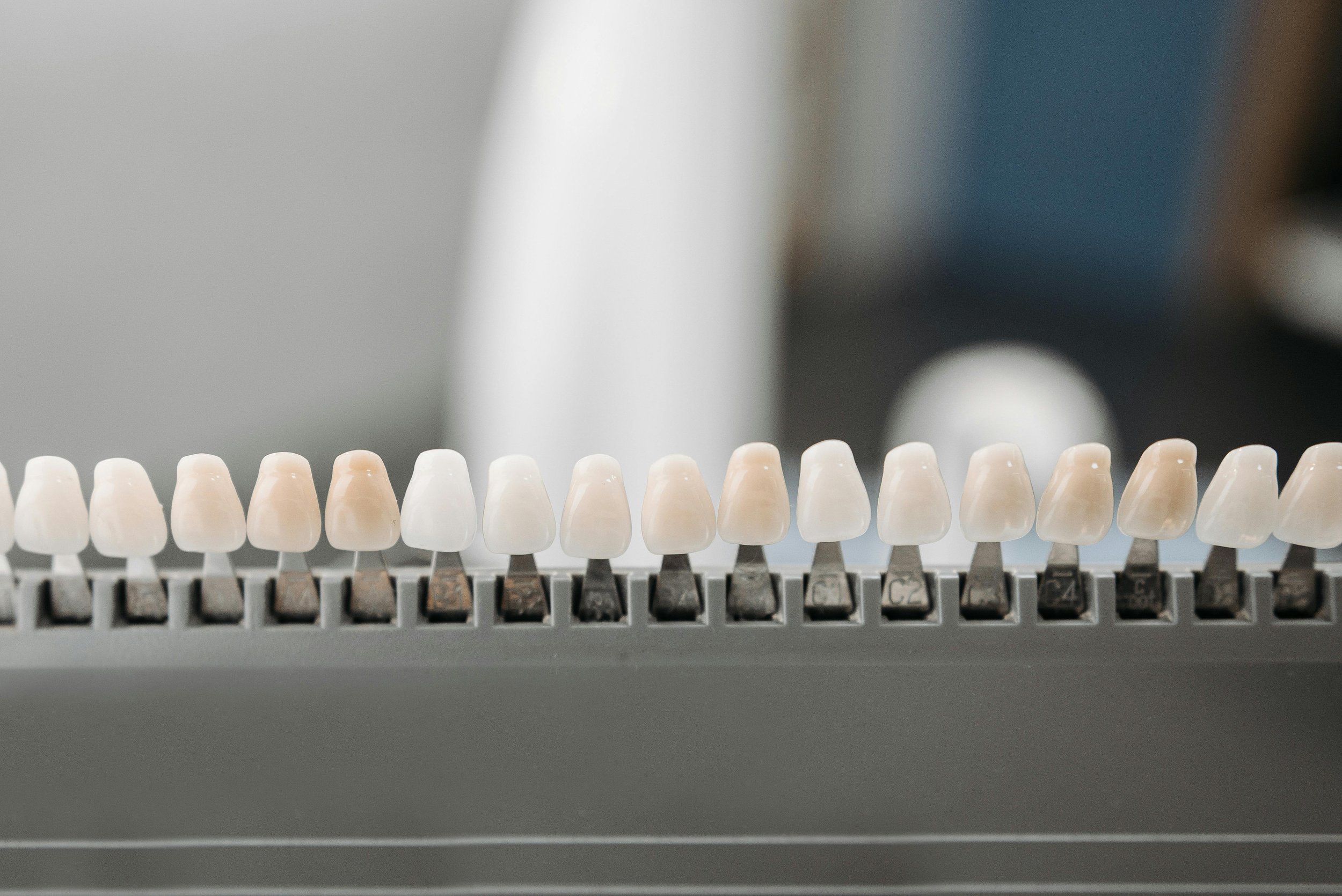 Learn how porcelain veneers can improve chipped, stained, uneven, or gapped teeth. Schedule a cosmetic dentistry consultation at LifeSmile Dental in Beaverton, OR.