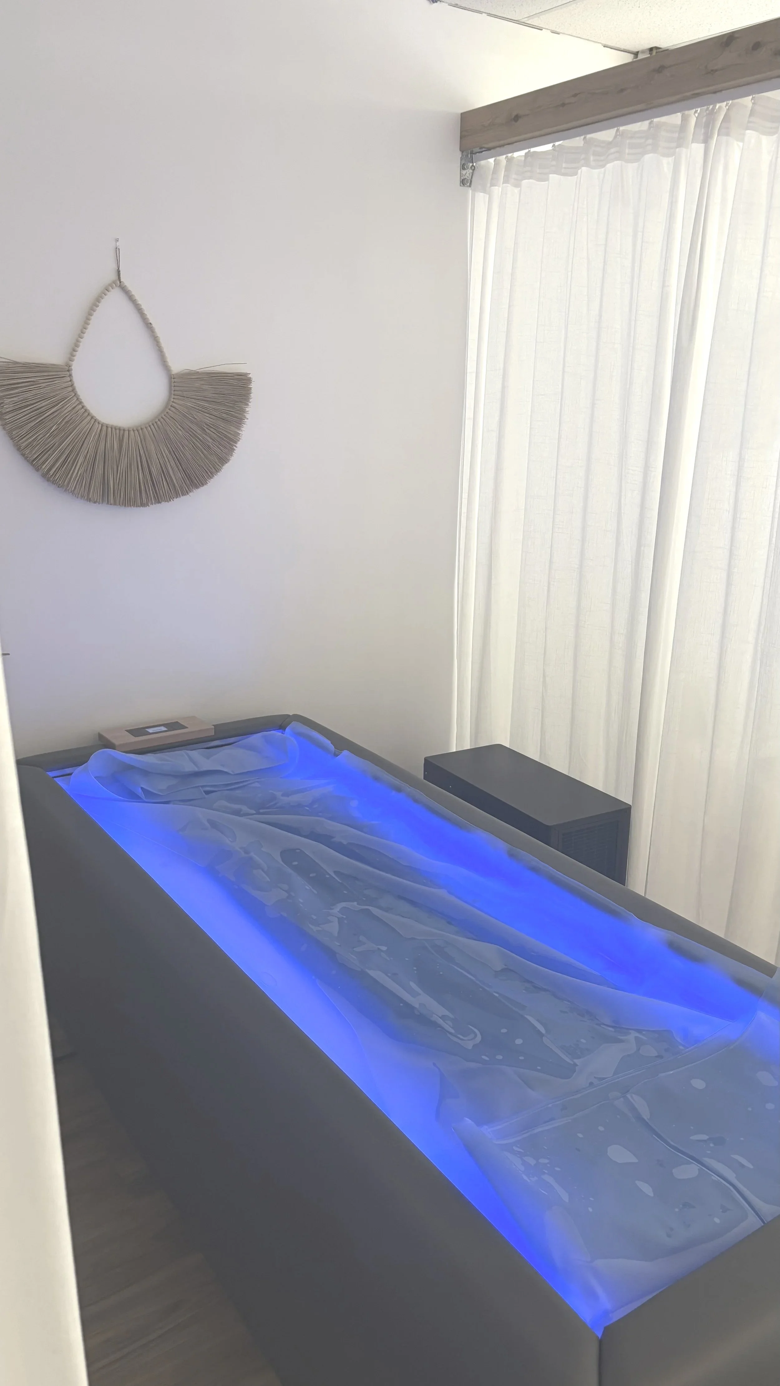 Red-light full body Pod, Cryo Dry Body Float, Lymphatic drainage compression massage, Breathwork