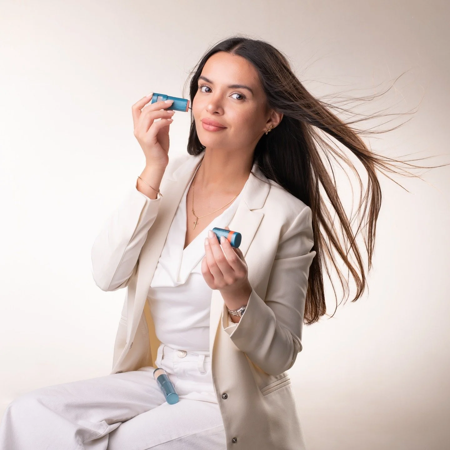 #retratosprofesionales 
#retratodeperfil 
#sesionenestudio 

@pielespacio