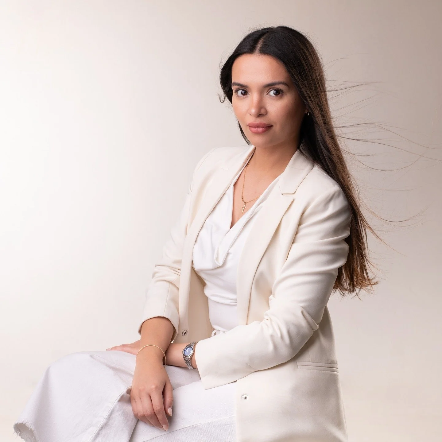 #retratosprofesionales 
#retratodeperfil 
#sesionenestudio 

@pielespacio