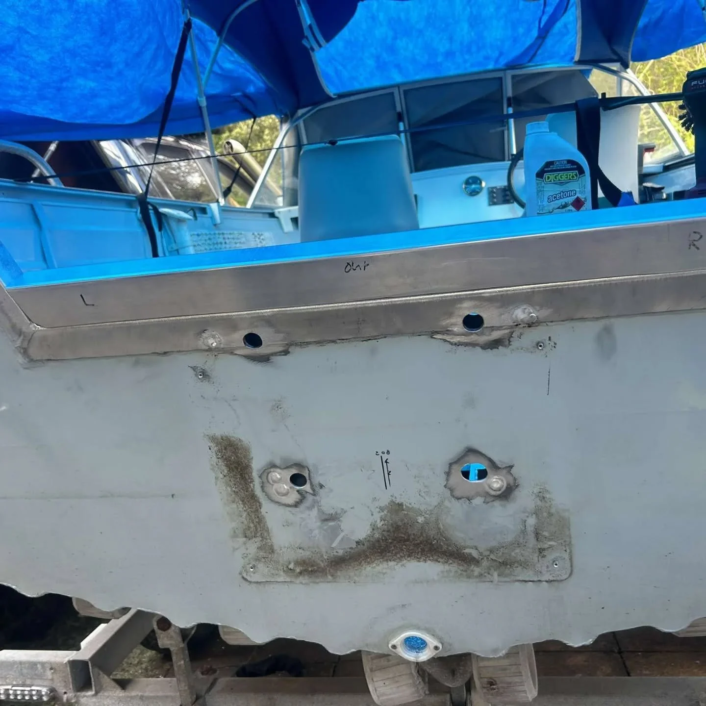 Some reinforcement for the alloy boat

New channel and crush tubes to make sure its not going anywhere. 

#alloyboats #outboard #unimig #tigwelding #onsite #5356 #welding #weldinglife #tig