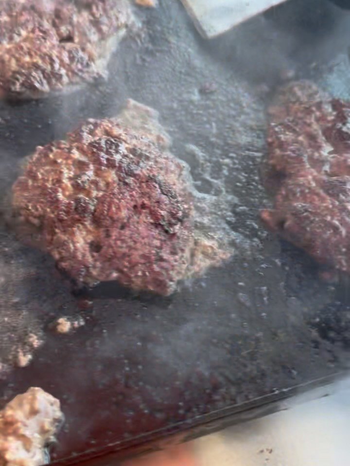 Attention Farmers Market Customers: ‼️

Due to a higher demand, tomorrow Jan. 31st we&rsquo;ll only be serving breakfast and Burgers. We will not have any bowls. Sorry for any inconvenience, can&rsquo;t wait to see everyone tomorrow bright and early!