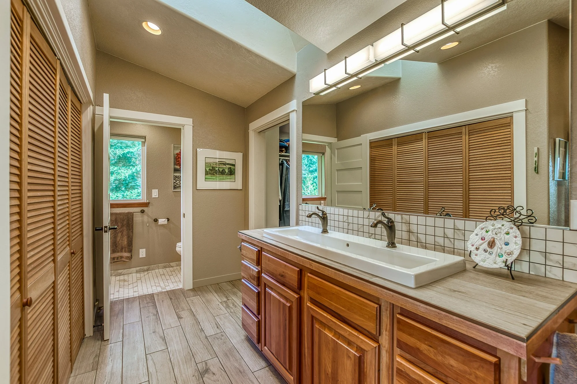 153 Walker Dr -34.jpg