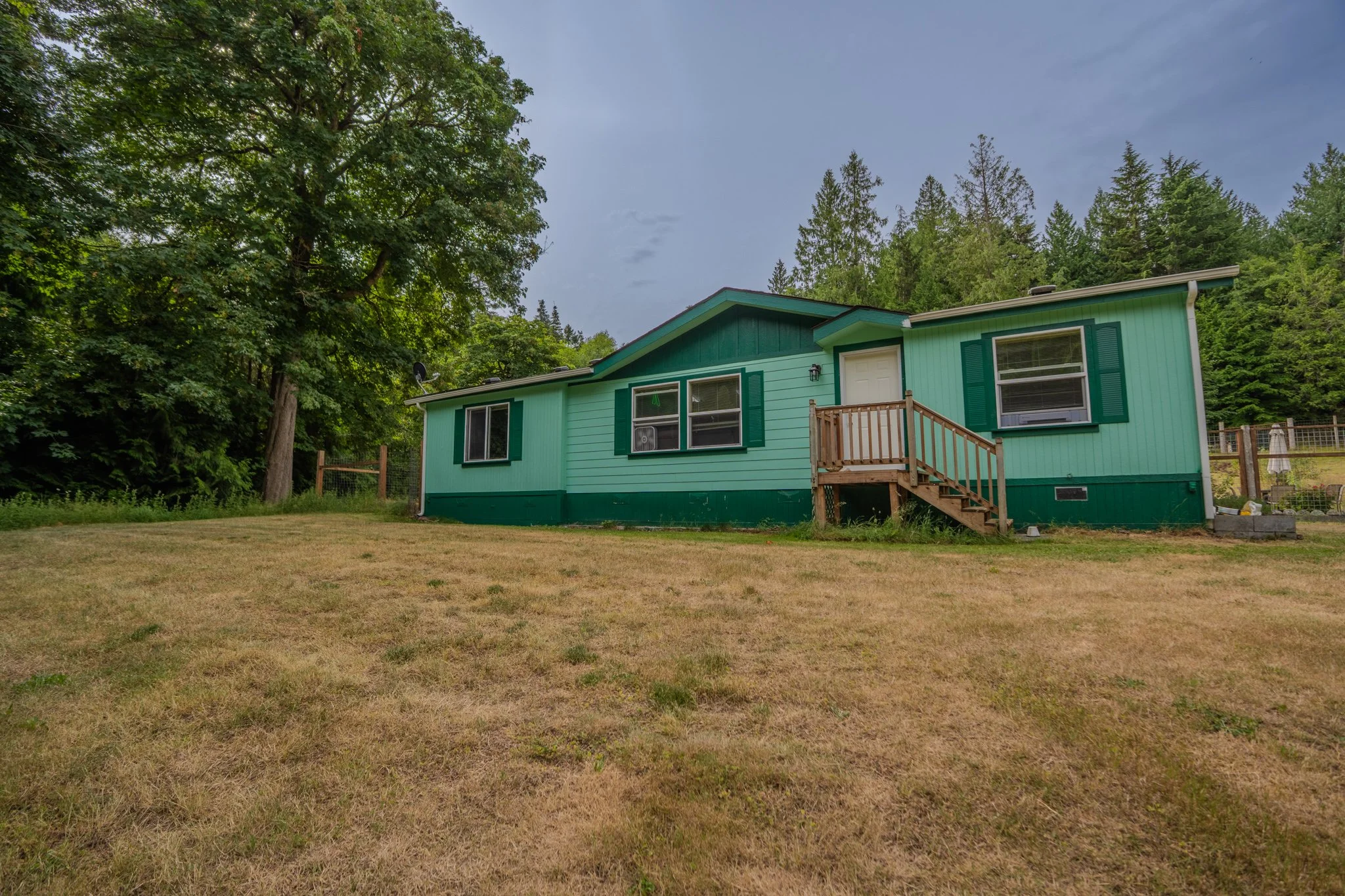 561 Cedar Hill.jpg