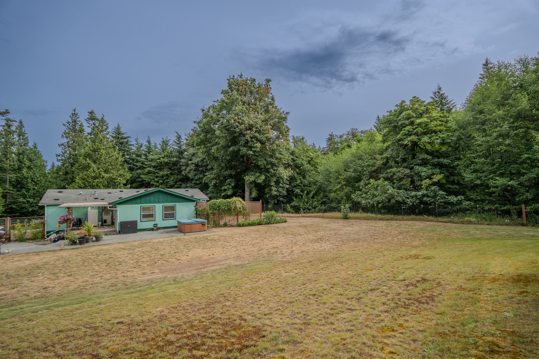 561 Cedar Hill-7.jpg