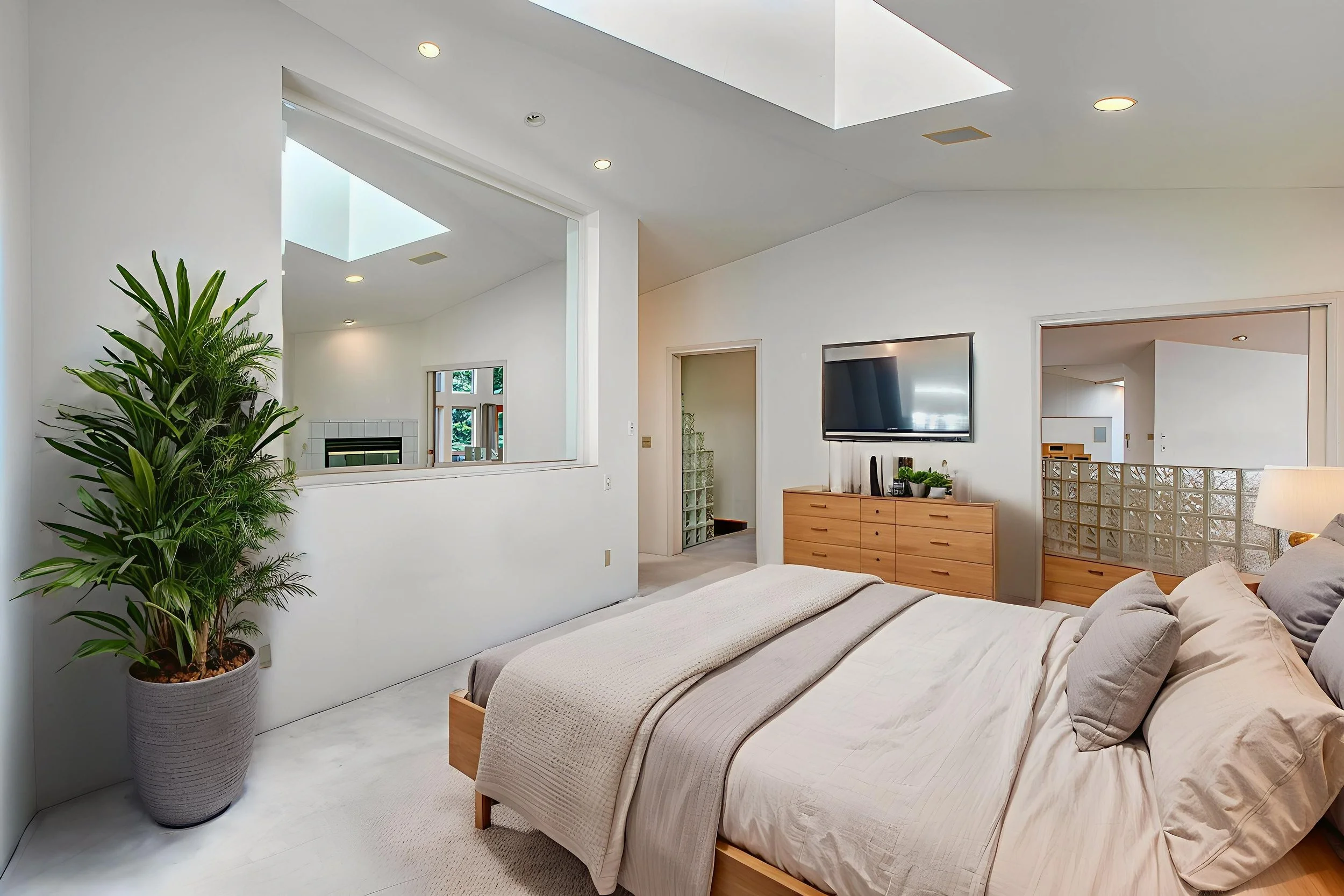 121 Switchback - Bedroom Alt(1).jpg