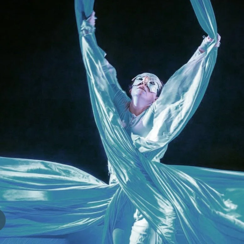 After the resistance,
Dove opens.
Let the wind sweep through.
From the 2024 ritual. 📸 @tv13photo.