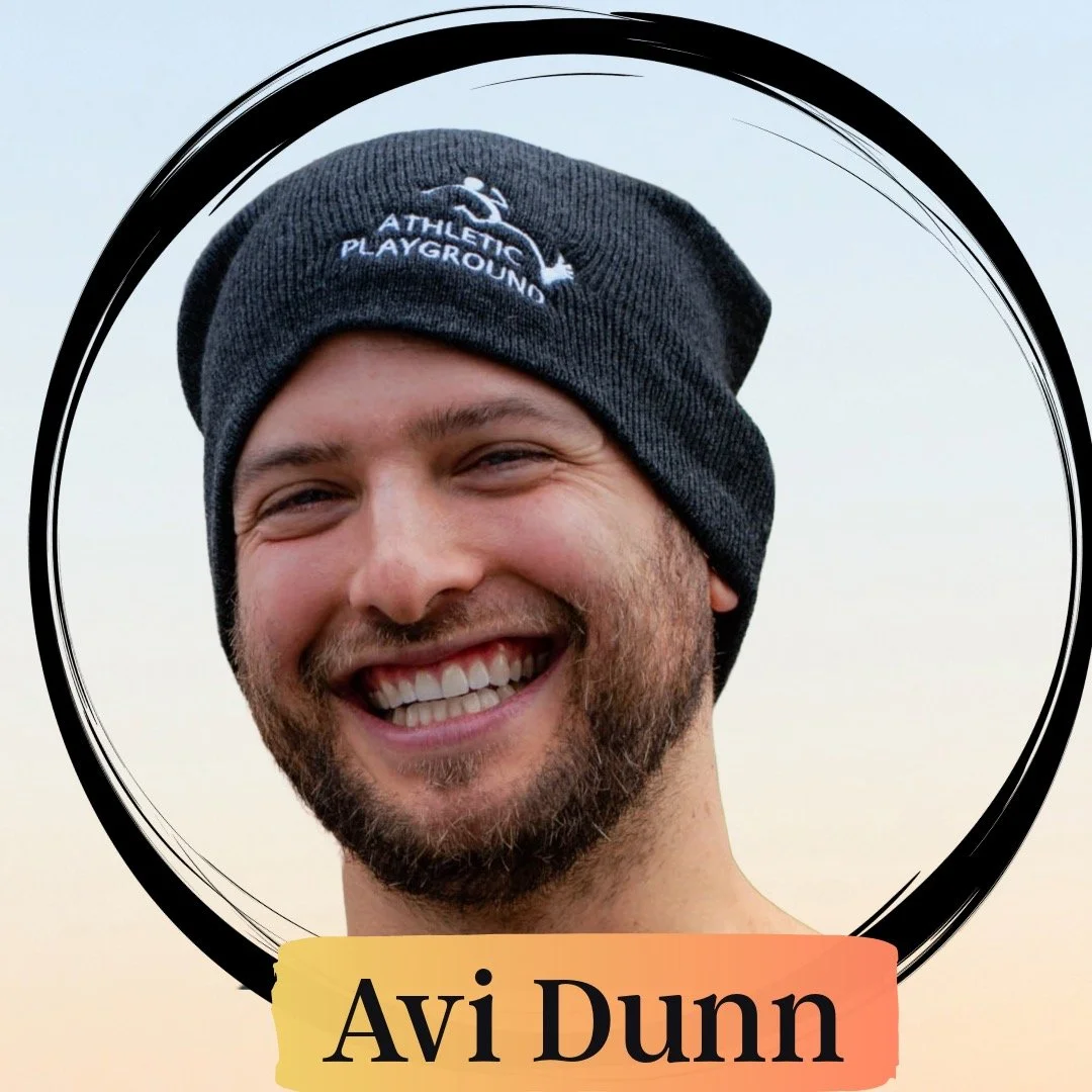 ✨Meet our Eagle 🦅 A mover of air and intention, Avi is a multidisciplinary circus and theatre artist devoted to the language of flight. Specializing in aerial straps, he weaves strength, devotion, and joy into each ascent. Having performed with 13th