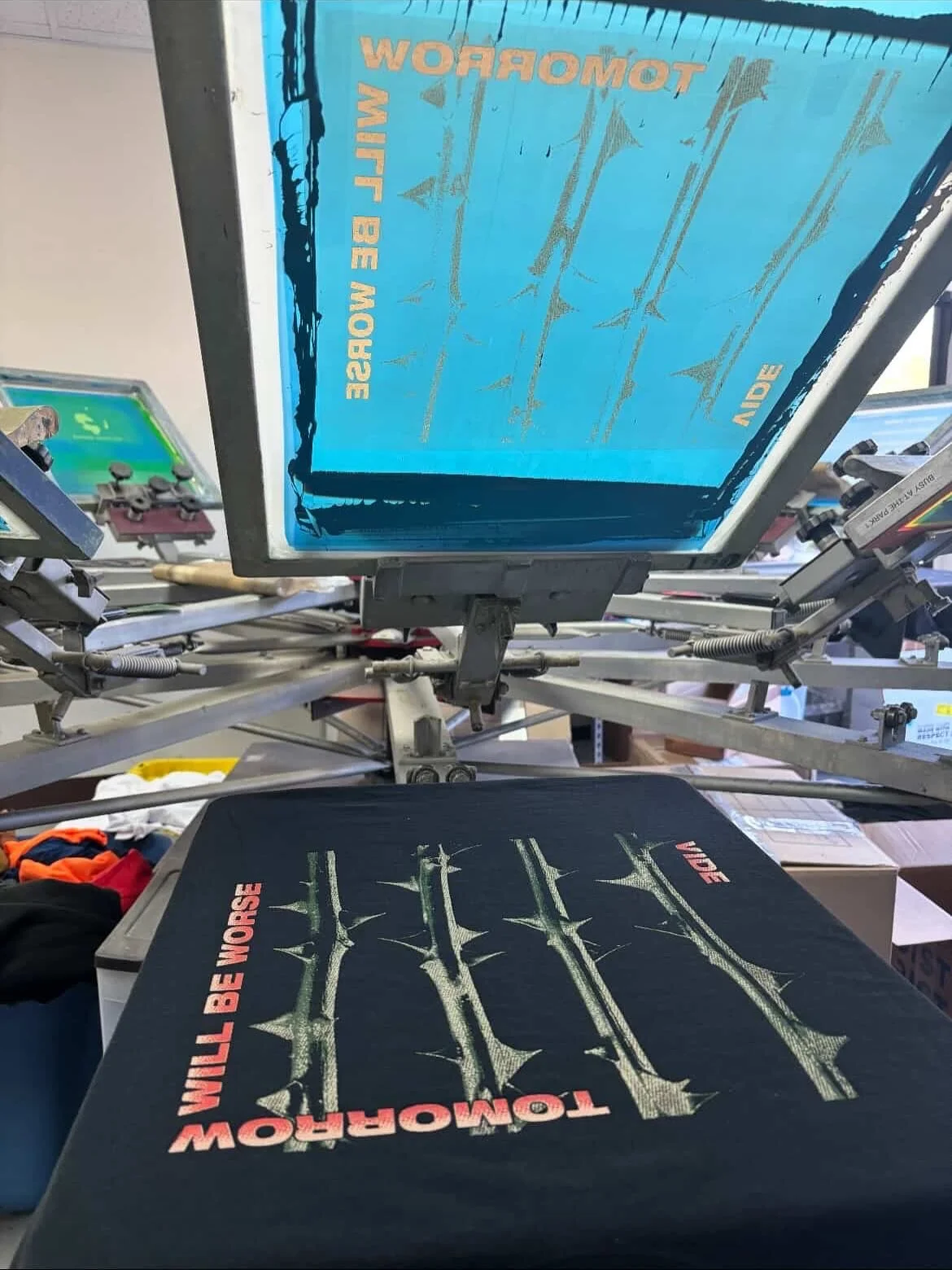 New shirt from @twohalloweenmasks available at next weeks @dogma.la @kaleidoscopecrux show at @theloosecaboose337