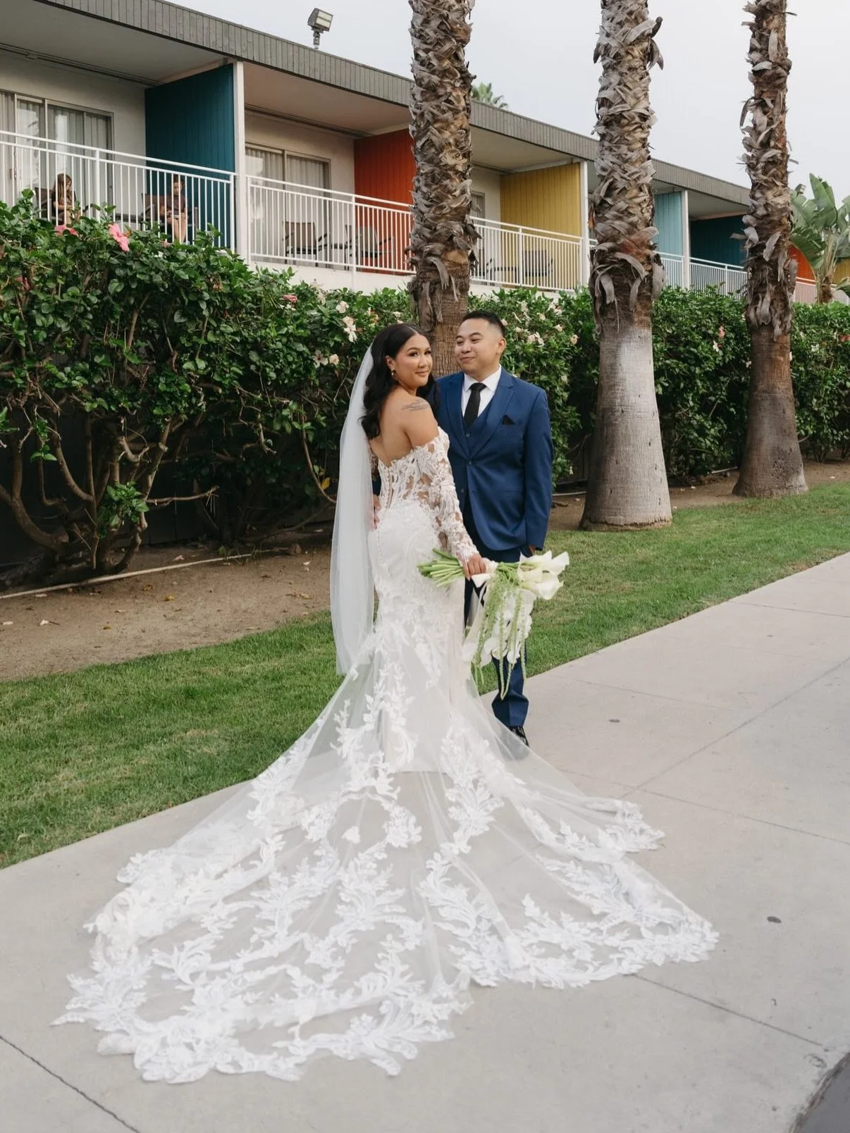 Side by side, hearts full, and soaking in every just married moment 🥂💍&thinsp;
&thinsp;
venue: @theanaheimhotel&thinsp;
coordinator: @plushluxuryevents&thinsp;
dj: @di_noni_official&thinsp;
photographer: @taylorjaxsonphotography&thinsp;
videographe