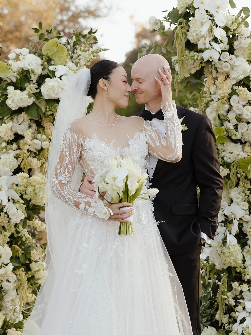 Something about a winter wedding&hellip; 🕊️🤍❄️

Our beautiful Blush bride Aurel in Shelli by Blue by Enzoani &mdash; customized in Indonesia with delicate lace accents and a refined bodice for the dreamiest, most romantic finish. Pure magic from ev