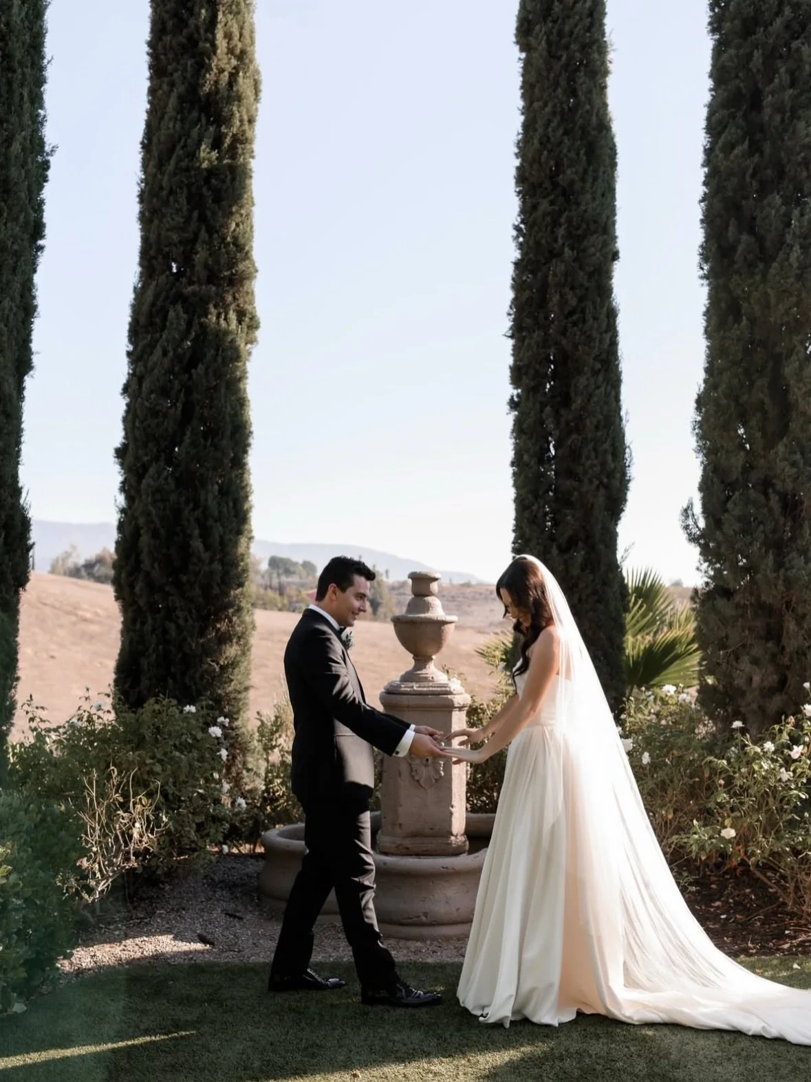 Where every detail feels like a dream and every moment feels like home 🤍✨&thinsp;
&thinsp;
Venue: @falknerwinery_weddings&thinsp;
Photo: @mtphotoco&thinsp;
Video: @jessicagrettfilms&thinsp;
Hair + Makeup: @sylk.artistry&thinsp;
Wedding Planner/Flora