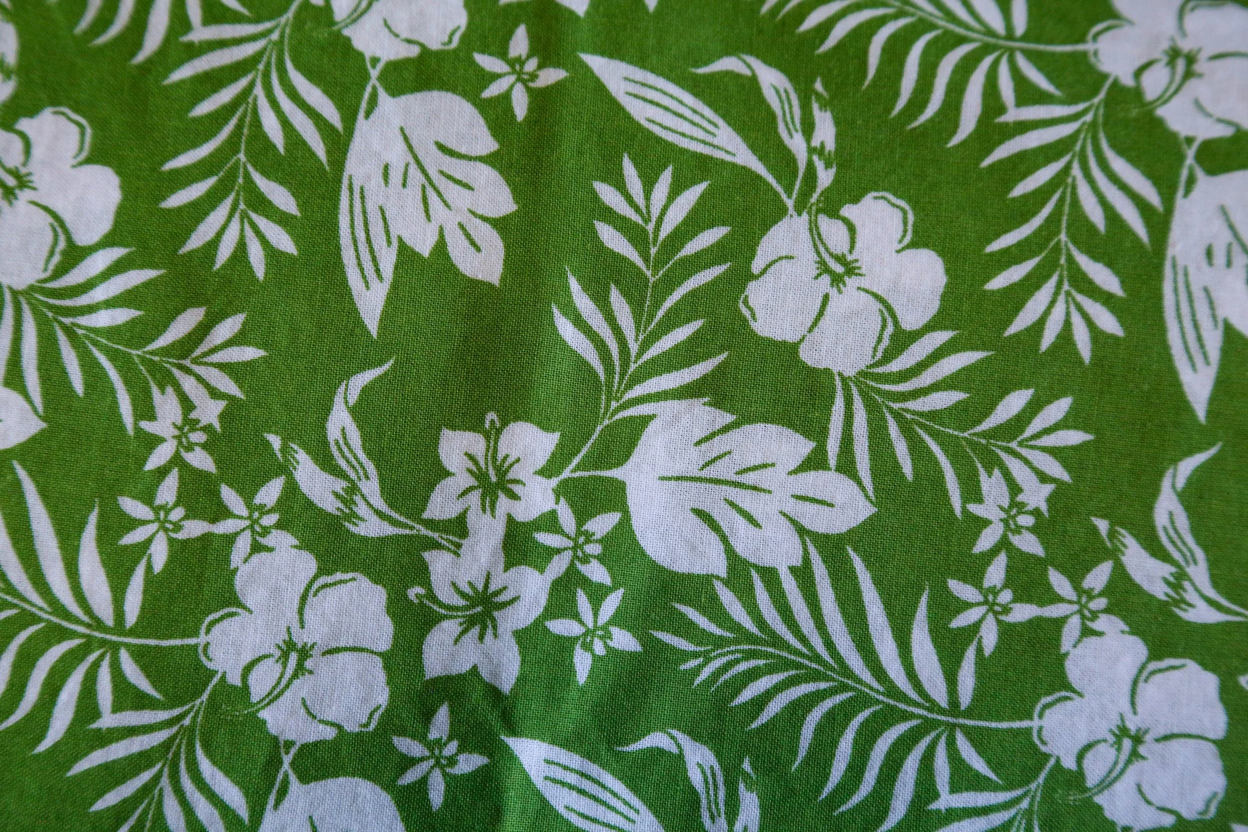 Hawaiian Floral Green