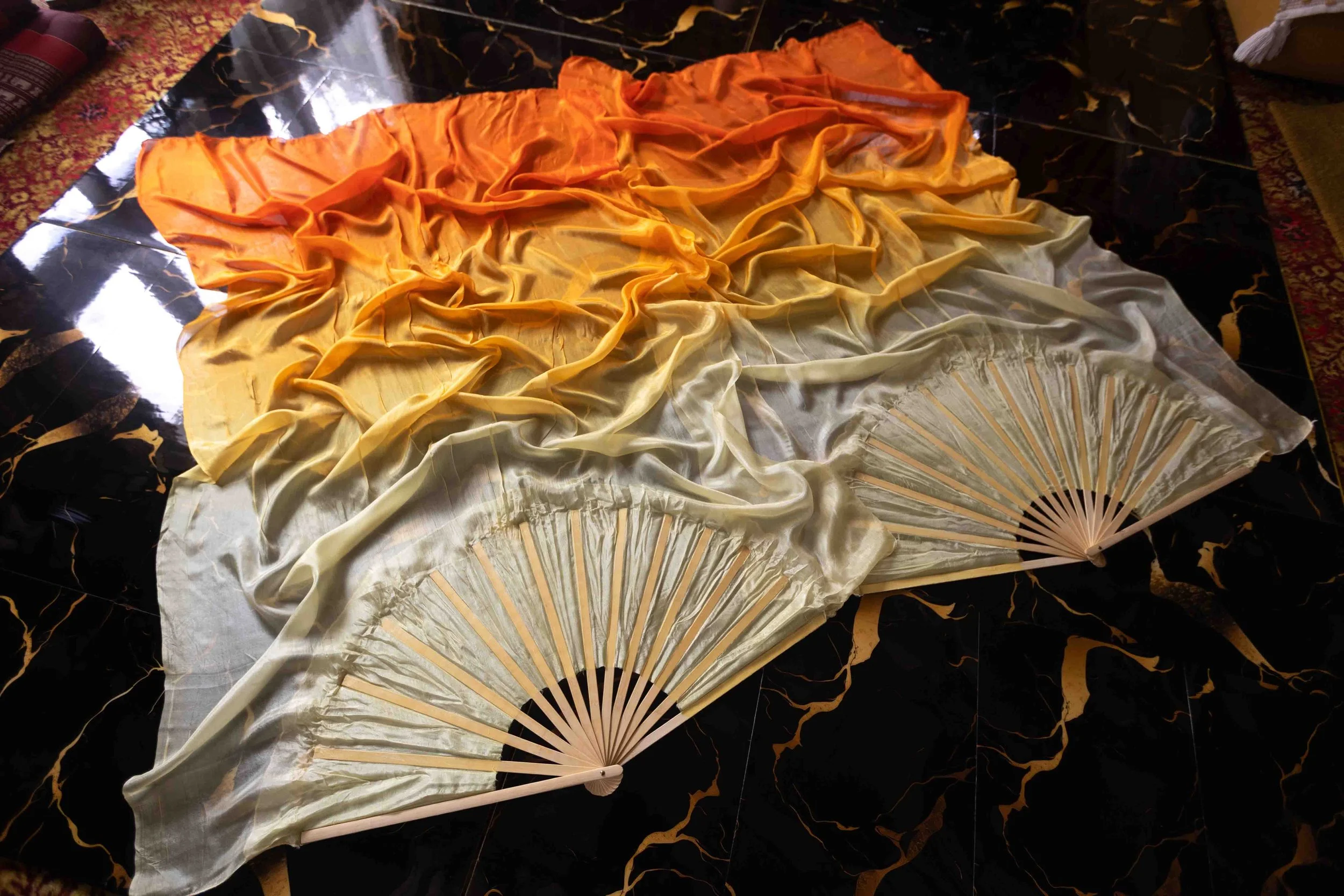 Candle Glow Priestess - UV - Silk Flow Fans