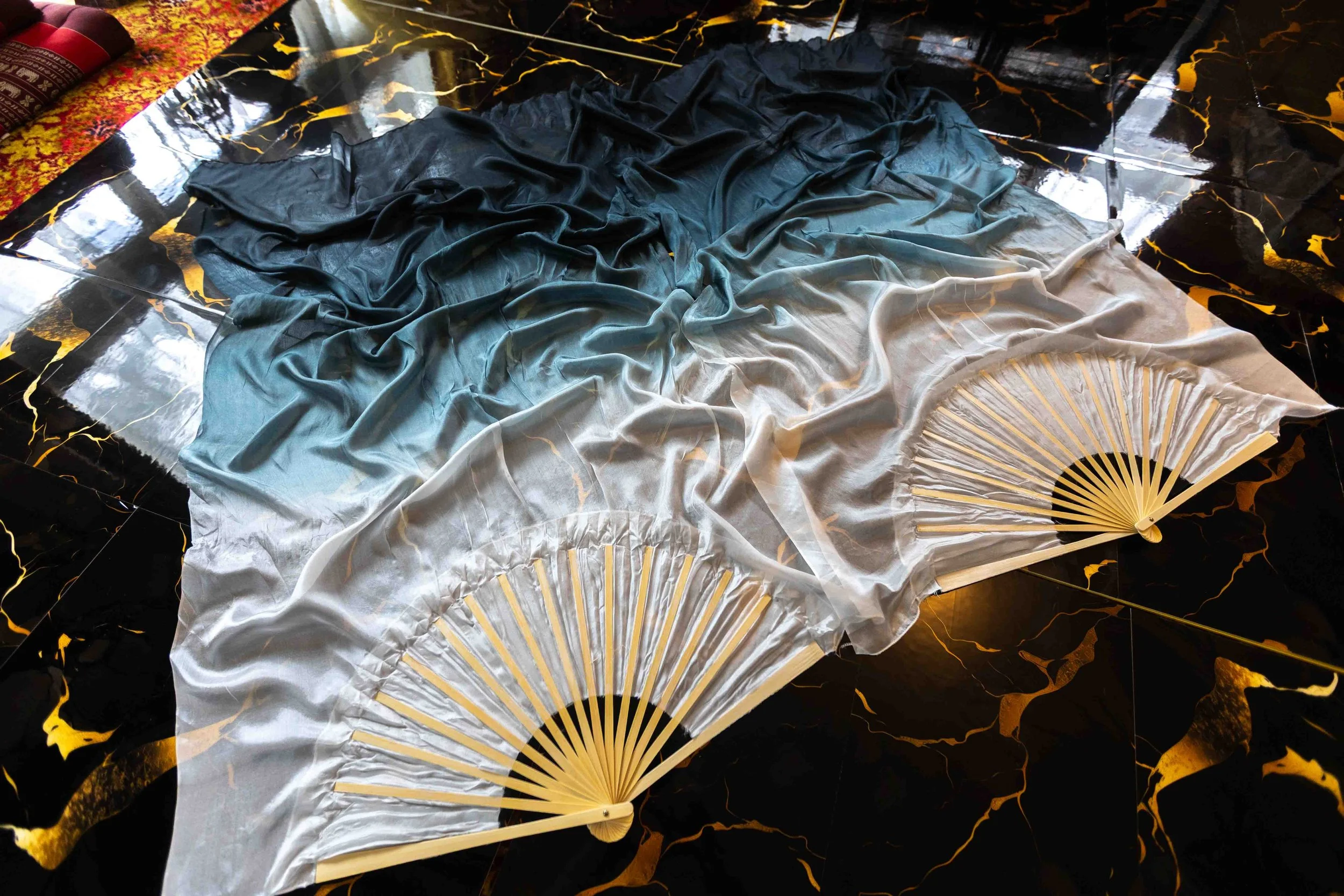 Spirited Away (Inverted) - Silk Flow Fans