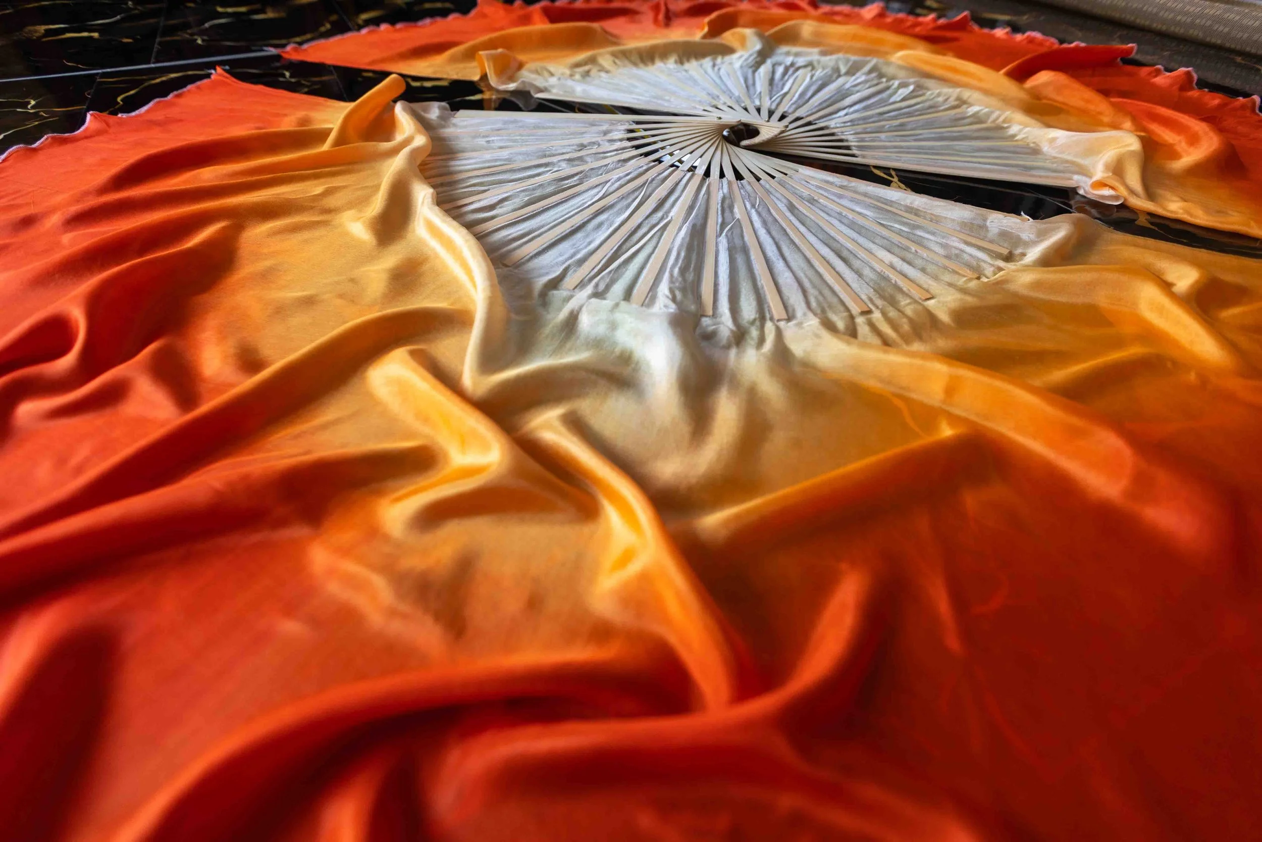 Candle glow UV - Half Moon Fans